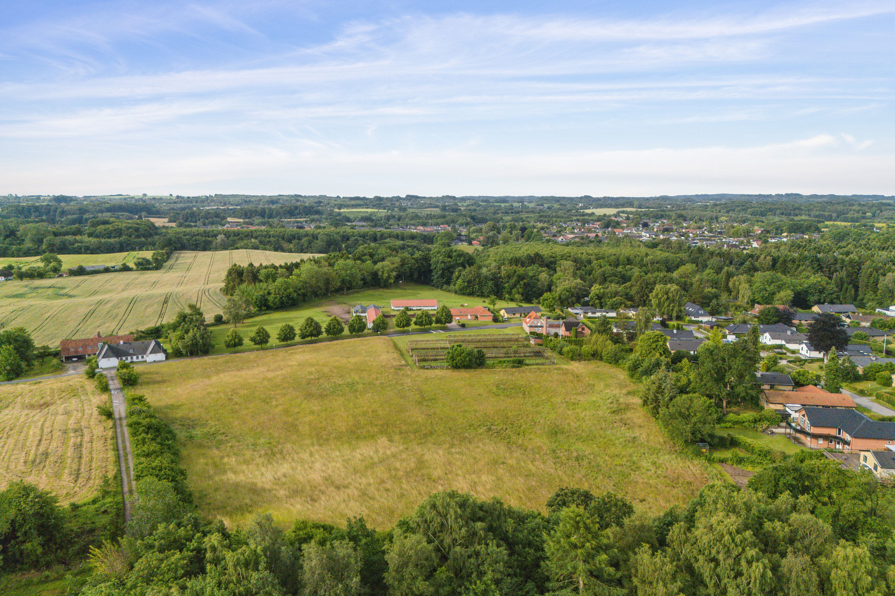 Fremhævet luftfoto billede i fuldskærmstilstand. Billede af Tyrsbjergvej 67, Villestofte, 5210 Odense NV