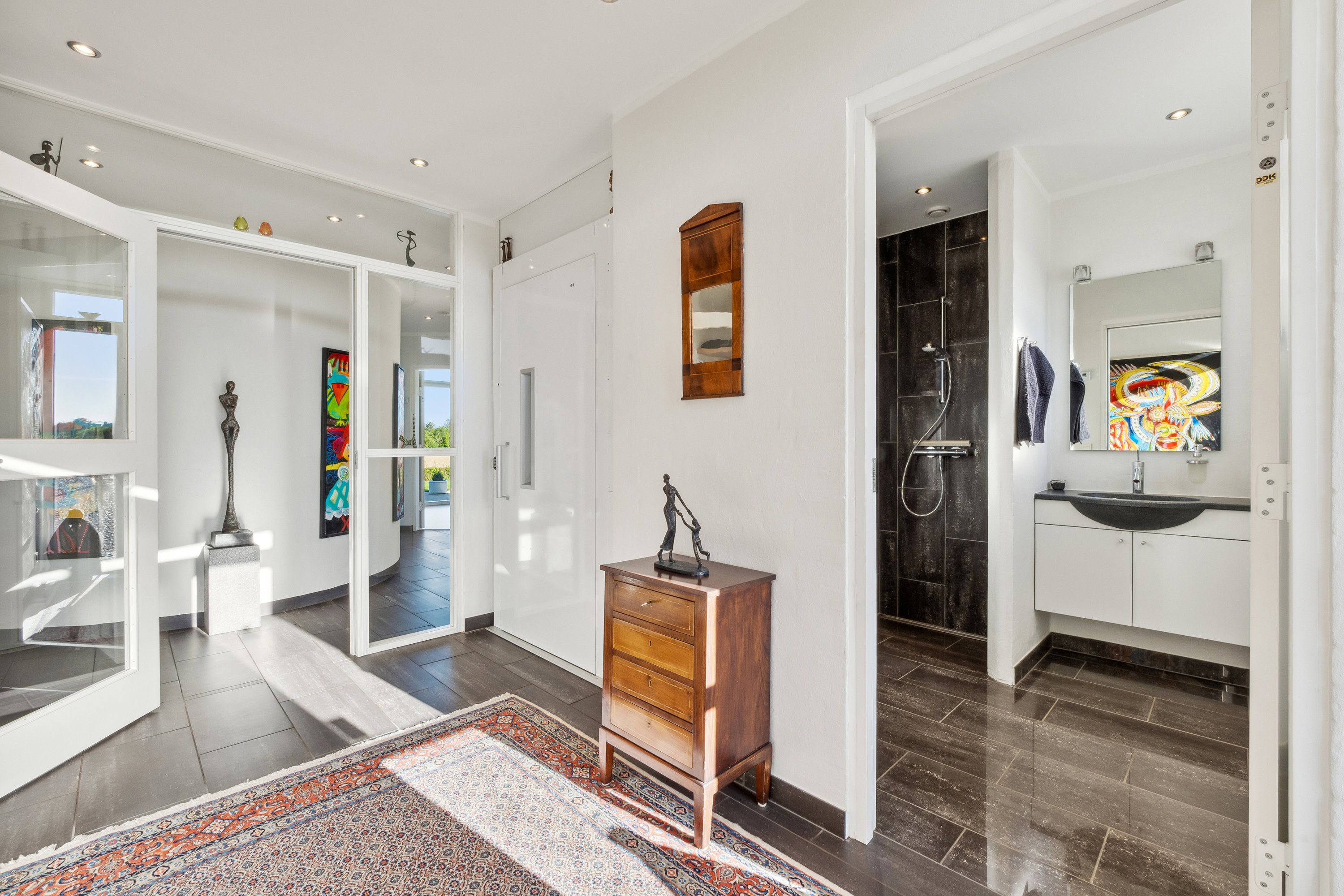 Fremhævet  billede i fuldskærmstilstand. Billede af Ravnholtvej 5, Knudstrup, 8620 Kjellerup