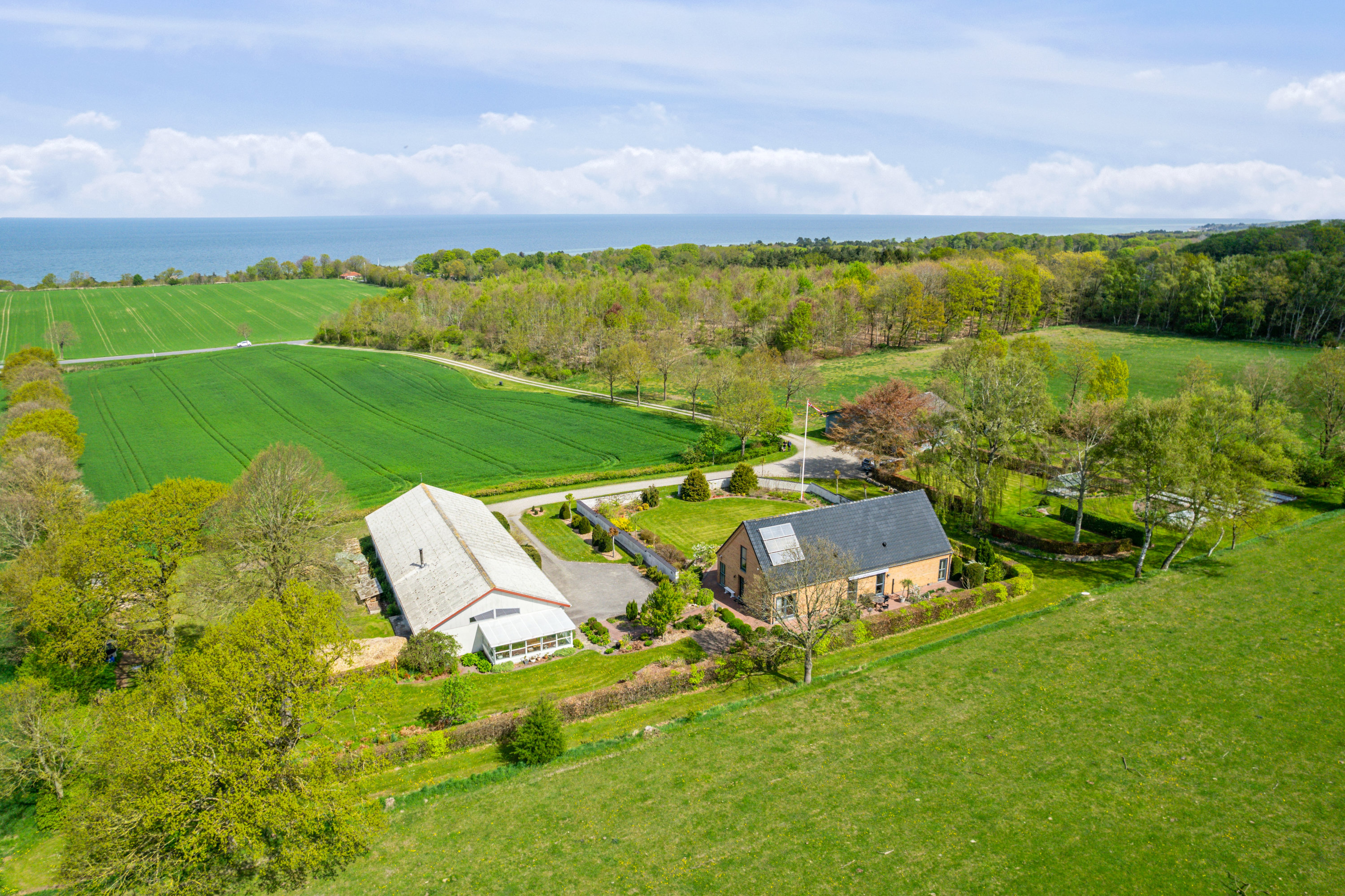 Fremhævet  billede i fuldskærmstilstand. Billede af Kastbjergvej 23, Hegedal, 8585 Glesborg