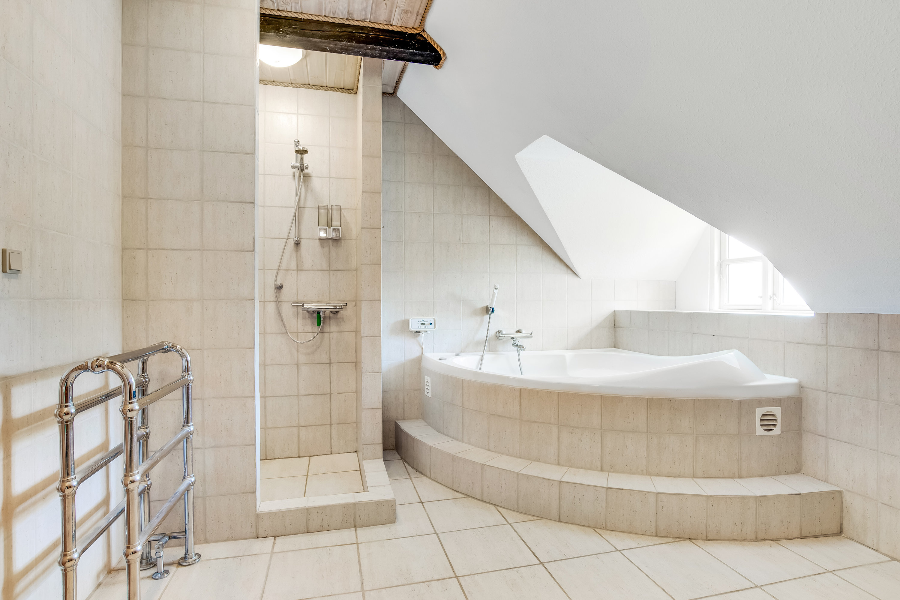 Fremhævet badeværelse billede i fuldskærmstilstand. Billede af Kirkevej 44, Handbjerg, 7830 Vinderup