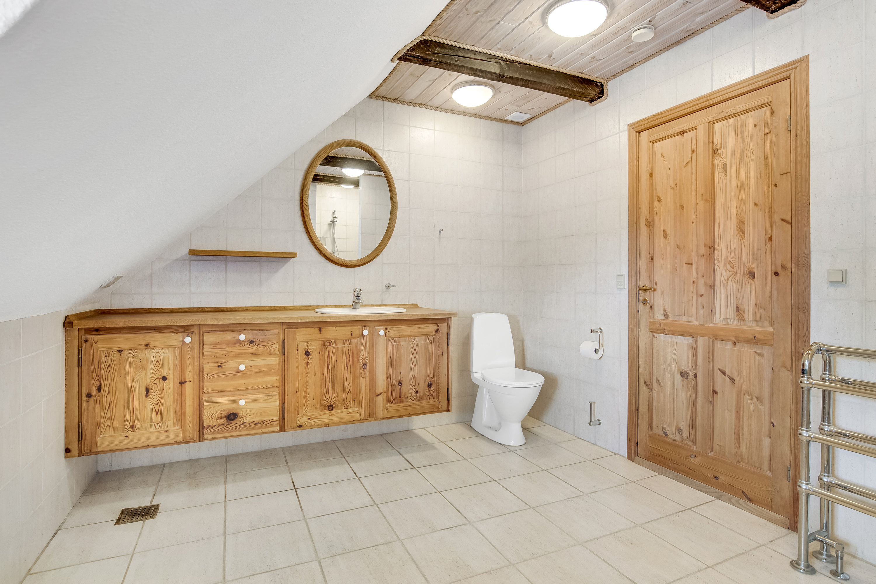 Fremhævet badeværelse billede i fuldskærmstilstand. Billede af Kirkevej 44, Handbjerg, 7830 Vinderup