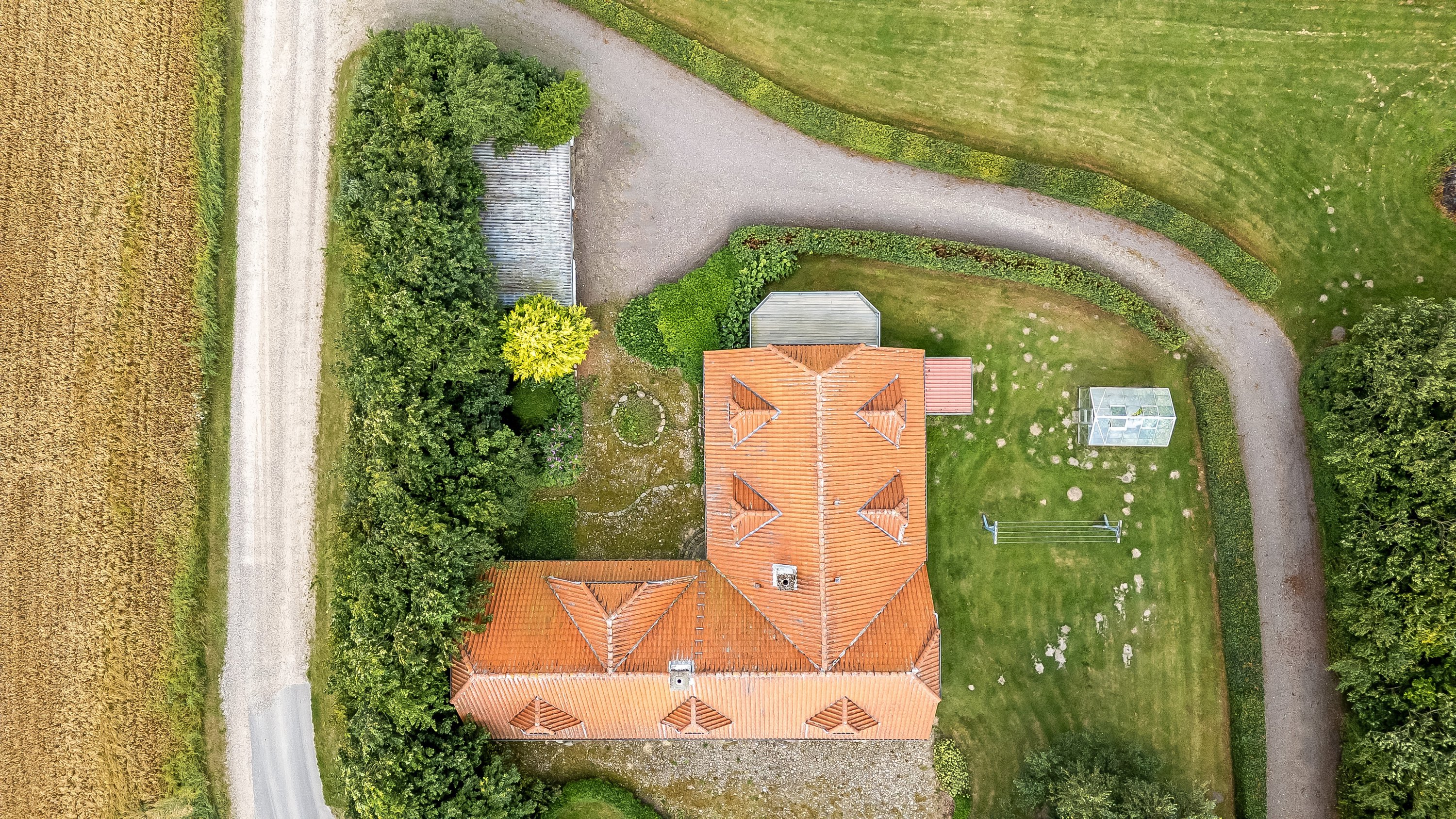 Fremhævet luftfoto billede i fuldskærmstilstand. Billede af Kirkevej 44, Handbjerg, 7830 Vinderup