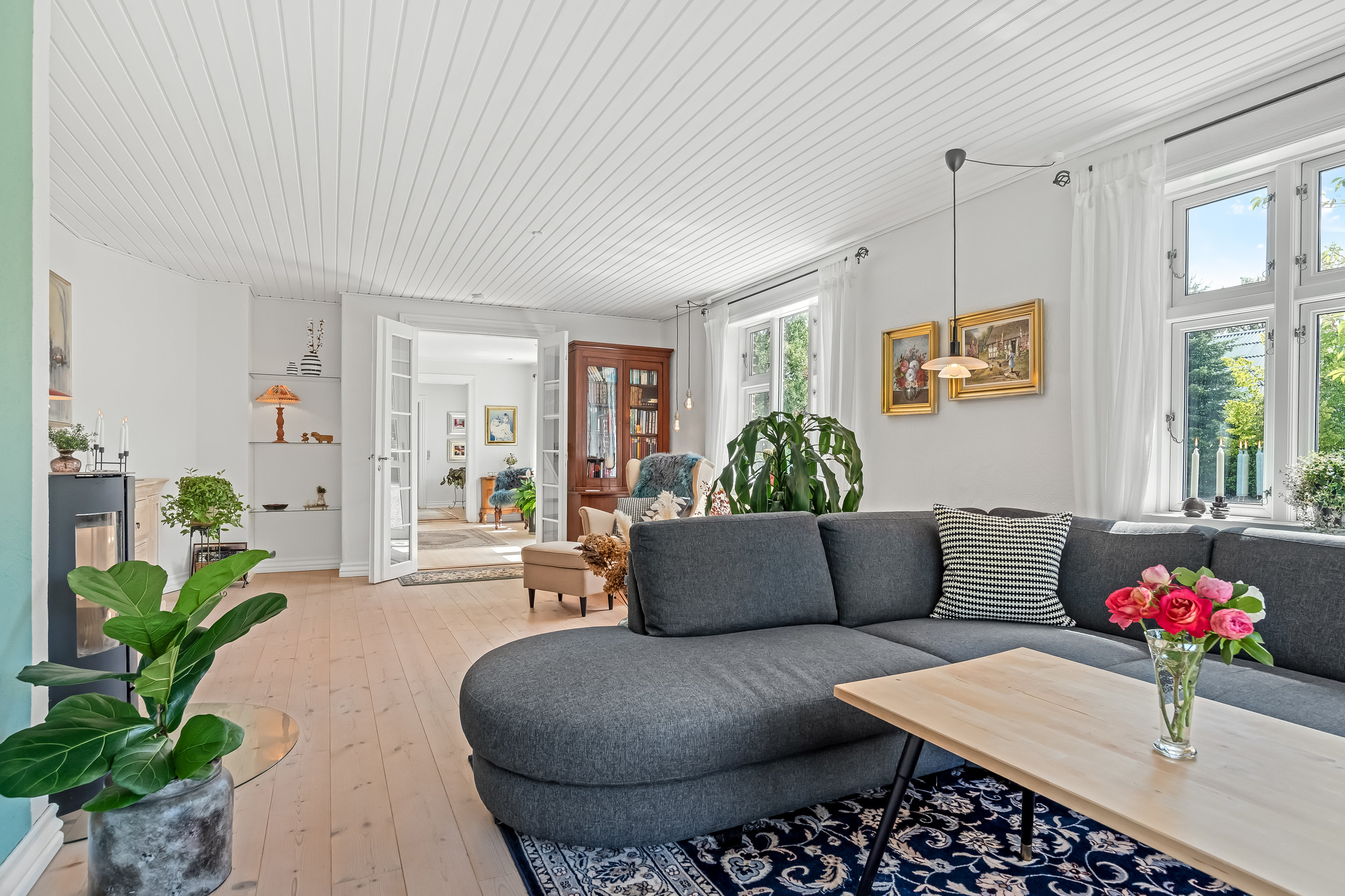 Fremhævet stue billede i fuldskærmstilstand. Billede af Nørre Bøgildvej 1, Borbjerg, 7500 Holstebro