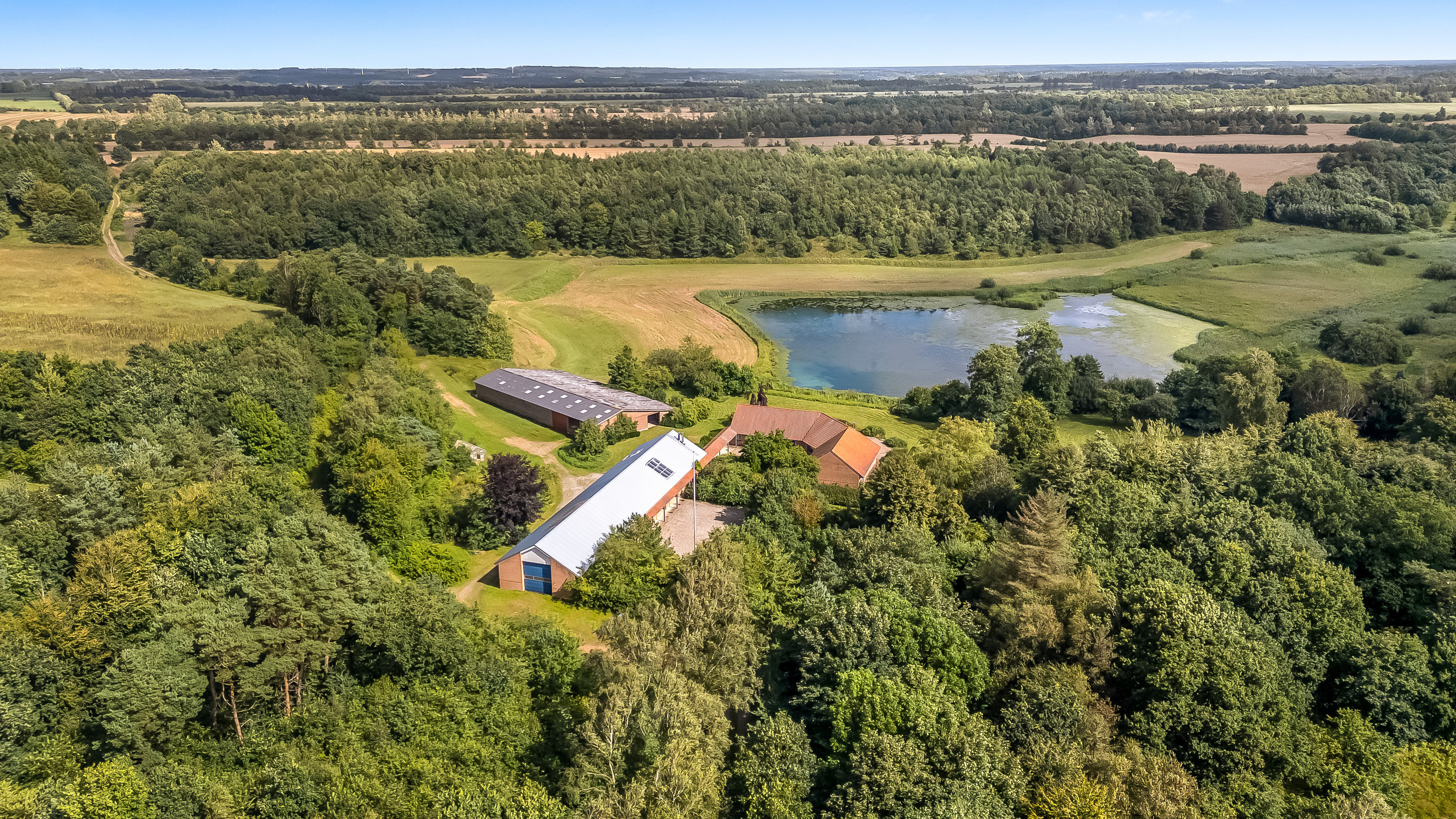 Fremhævet luftfoto billede i fuldskærmstilstand. Billede af Bjergbyvej 12, Bjergby, 7830 Vinderup