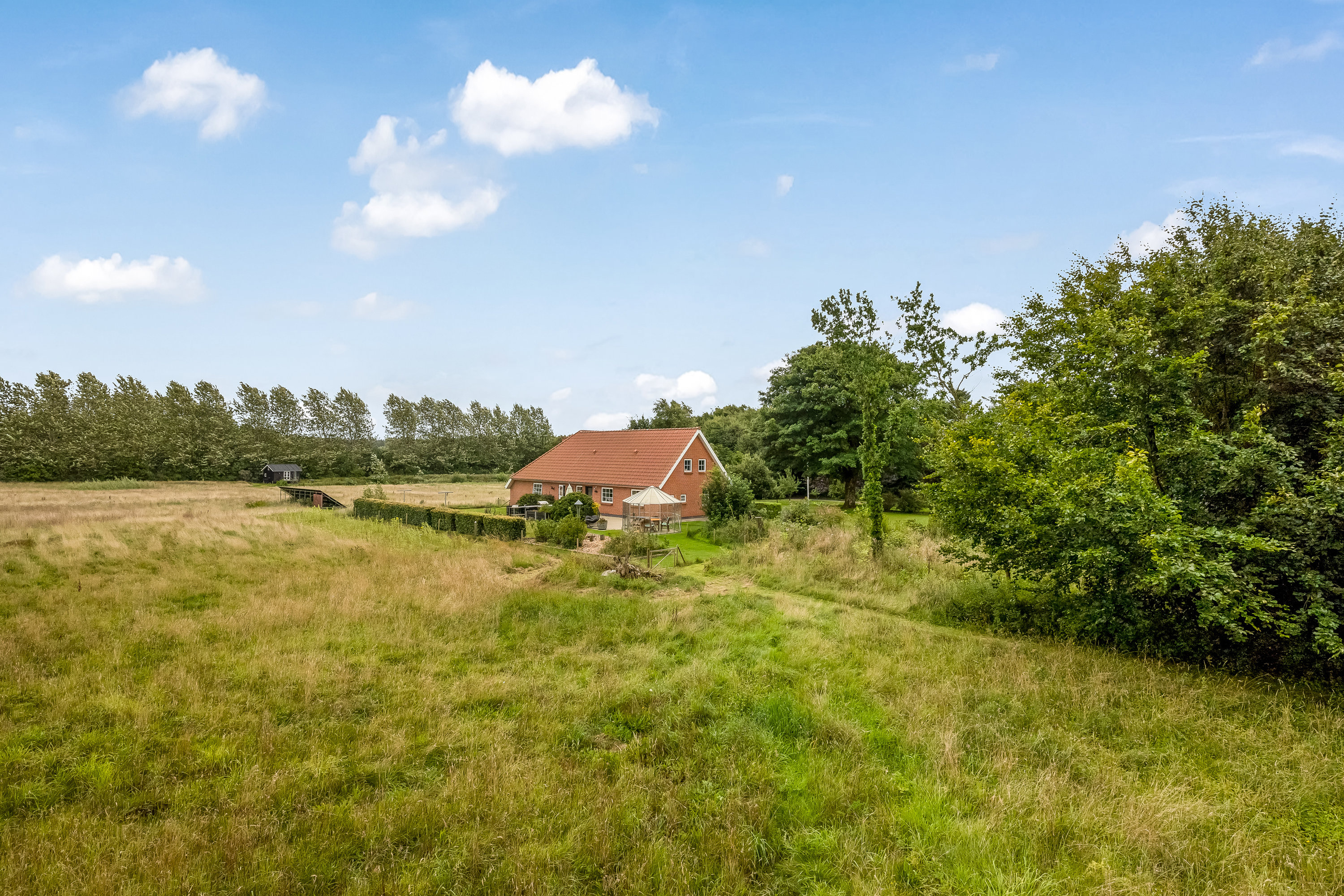 Fremhævet ejendommen billede i fuldskærmstilstand. Billede af Tinkerdalsvej 3, Skave, 7500 Holstebro