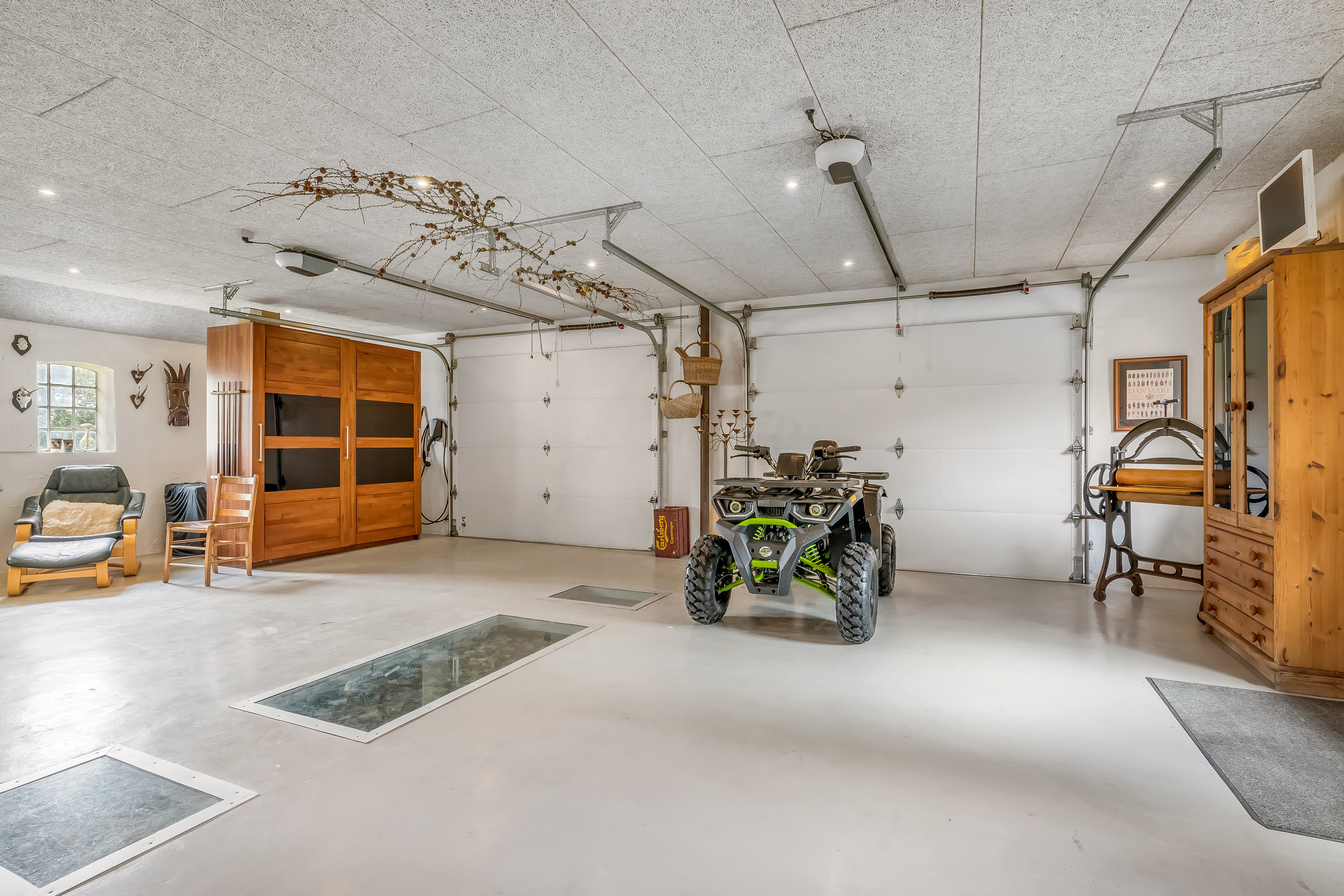 Fremhævet garage billede i fuldskærmstilstand. Billede af Tinkerdalsvej 3, Skave, 7500 Holstebro