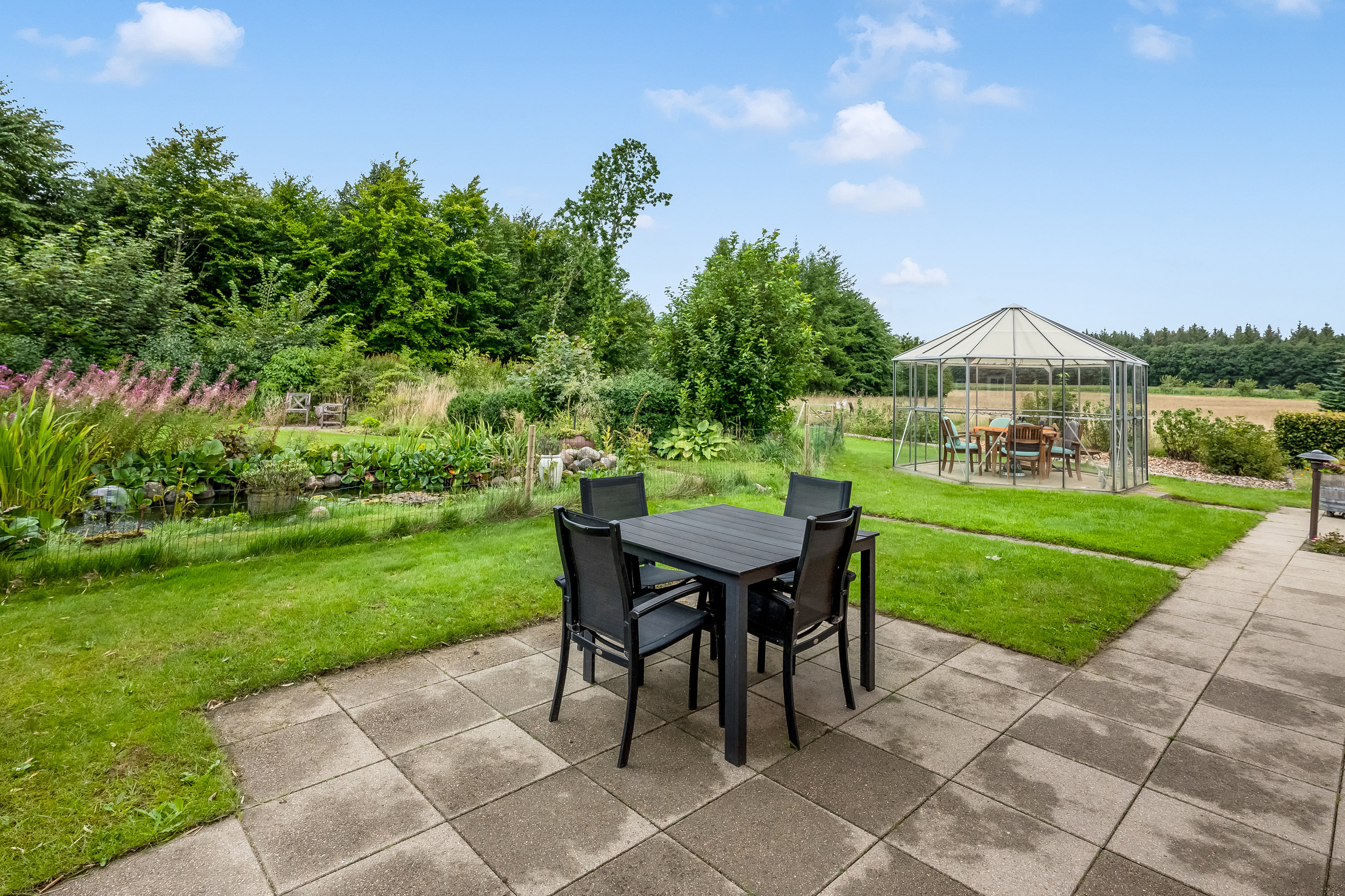 Fremhævet terrasse billede i fuldskærmstilstand. Billede af Tinkerdalsvej 3, Skave, 7500 Holstebro