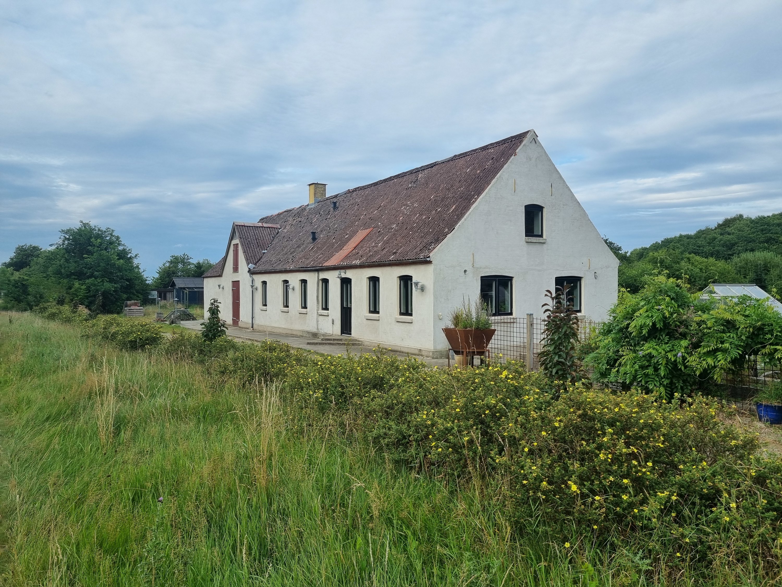 Fremhævet  billede i fuldskærmstilstand. Billede af Løgstørvej 42, 8831 Løgstrup