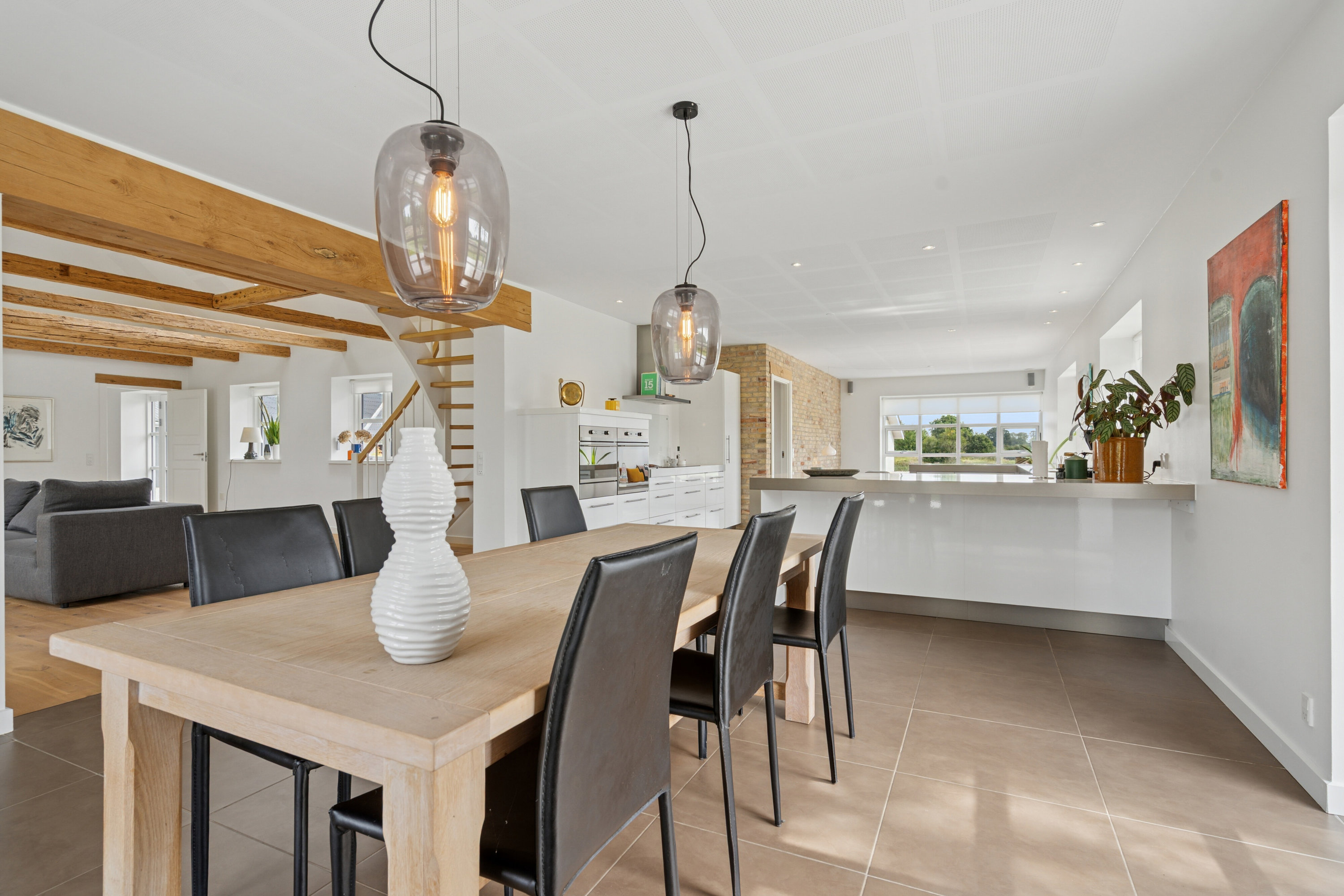 Fremhævet spisestue billede i fuldskærmstilstand. Billede af Vædehave 18 (en del) og Vædehave 16, 5462 Morud