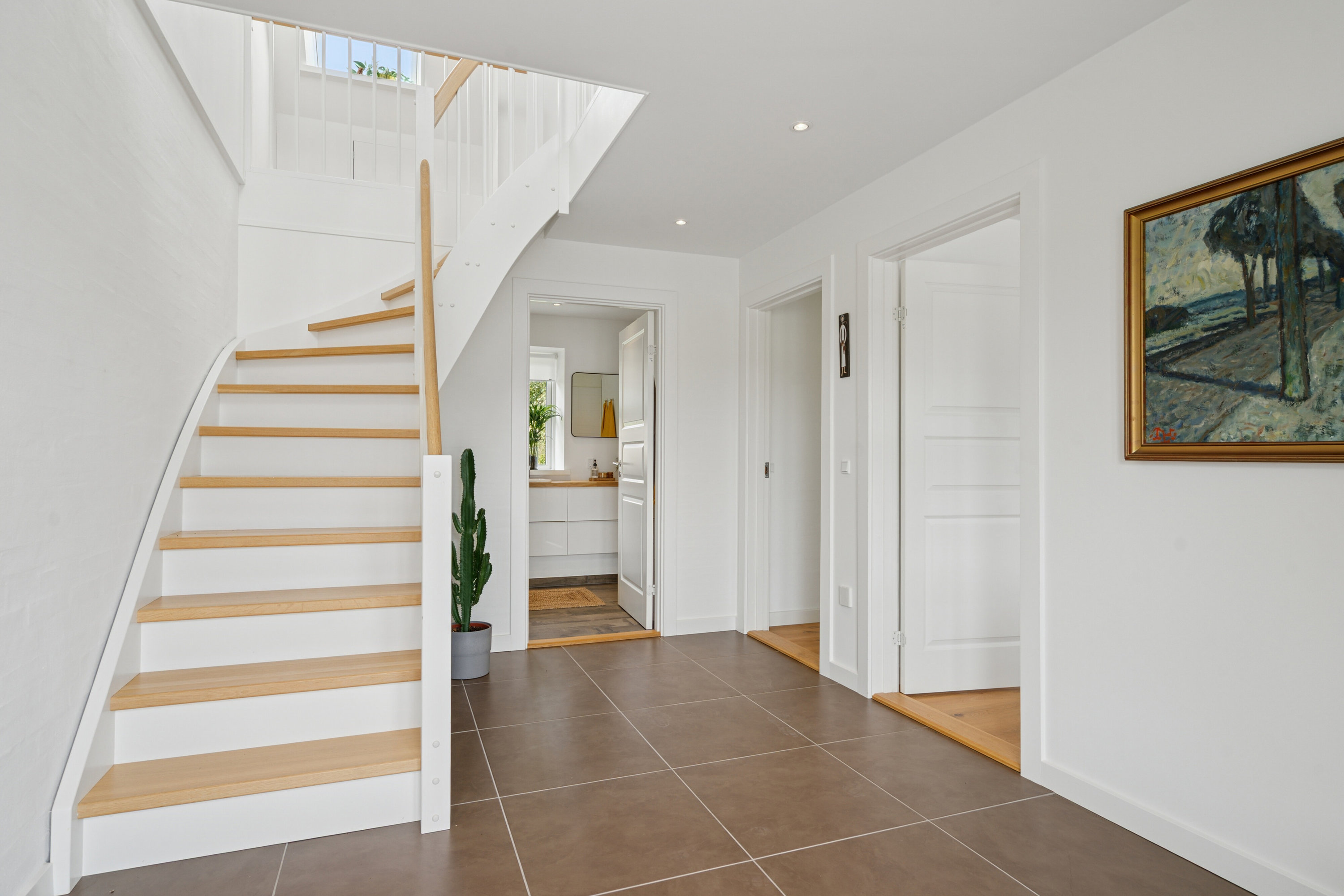 Fremhævet opgang billede i fuldskærmstilstand. Billede af Vædehave 18 (en del) og Vædehave 16, 5462 Morud