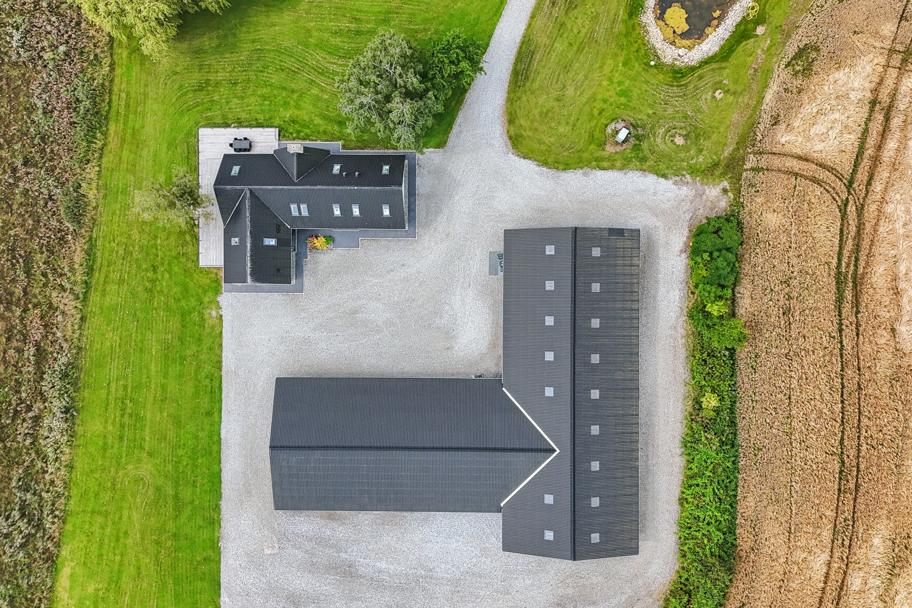 Fremhævet luftfoto billede i fuldskærmstilstand. Billede af Vædehave 18 (en del) og Vædehave 16, 5462 Morud