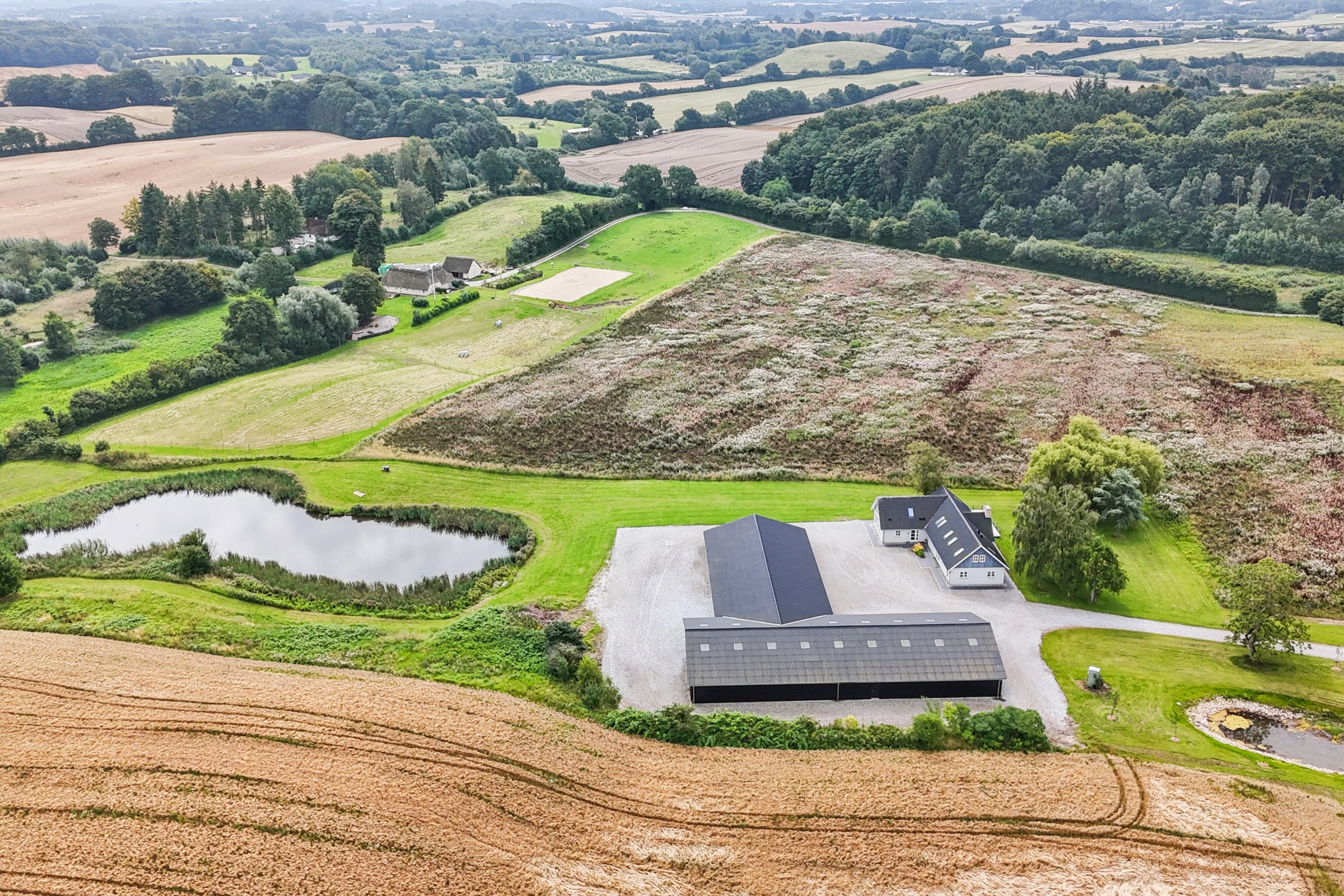 Fremhævet luftfoto billede i fuldskærmstilstand. Billede af Vædehave 18 (en del) og Vædehave 16, 5462 Morud