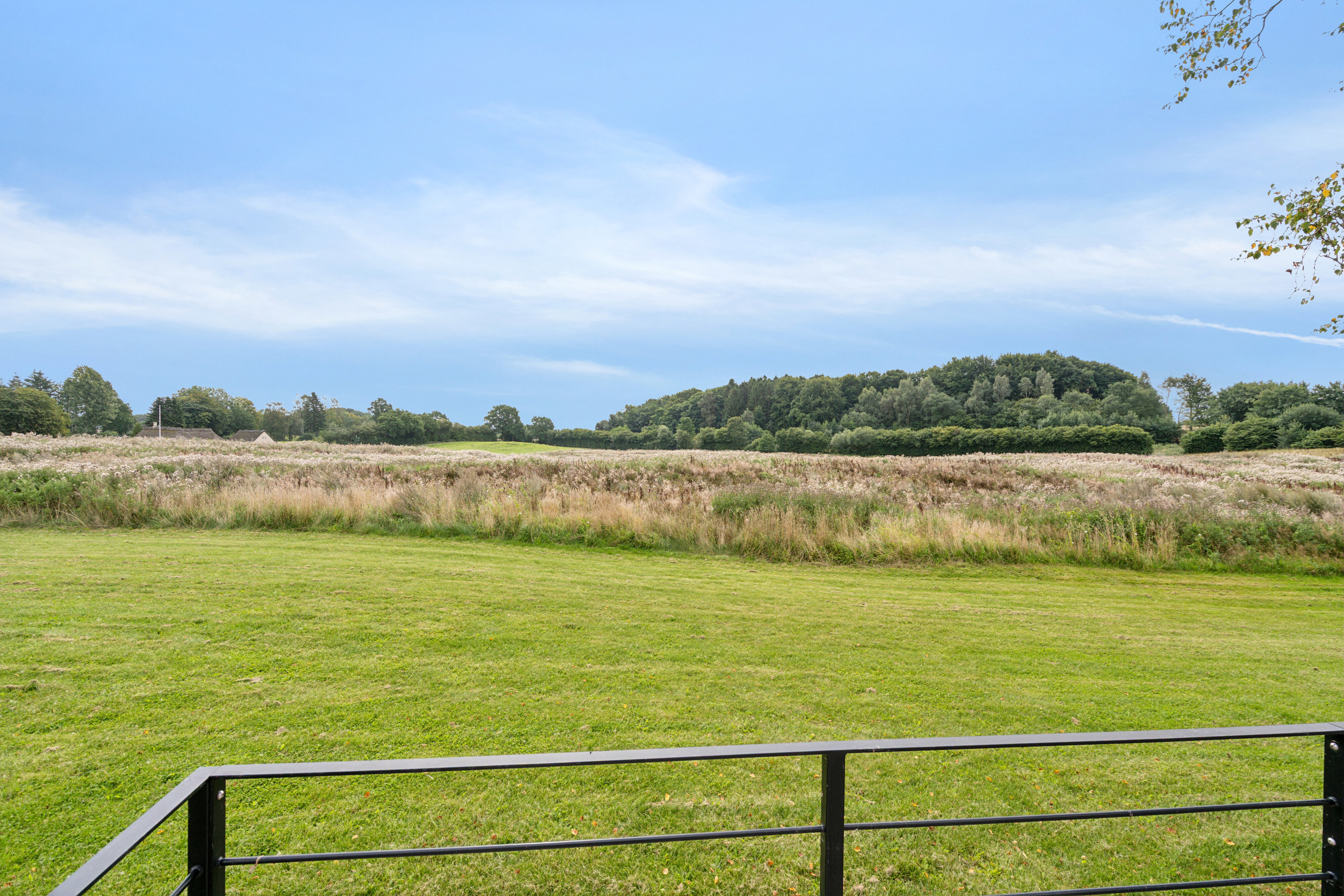 Fremhævet have billede i fuldskærmstilstand. Billede af Vædehave 18 (en del) og Vædehave 16, 5462 Morud