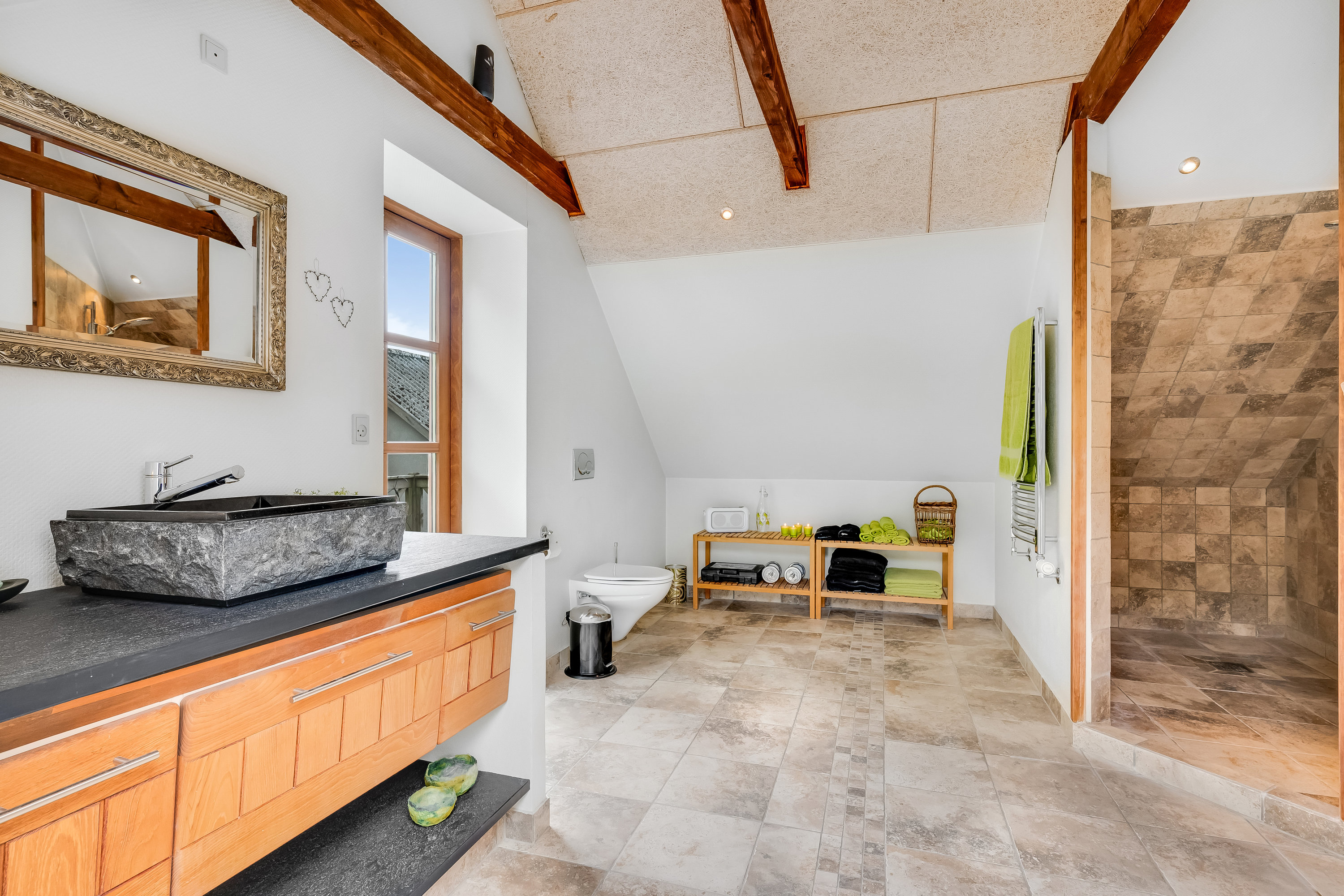 Fremhævet badeværelse billede i fuldskærmstilstand. Billede af Karupvej 59, Fårbæk, 7470 Karup J