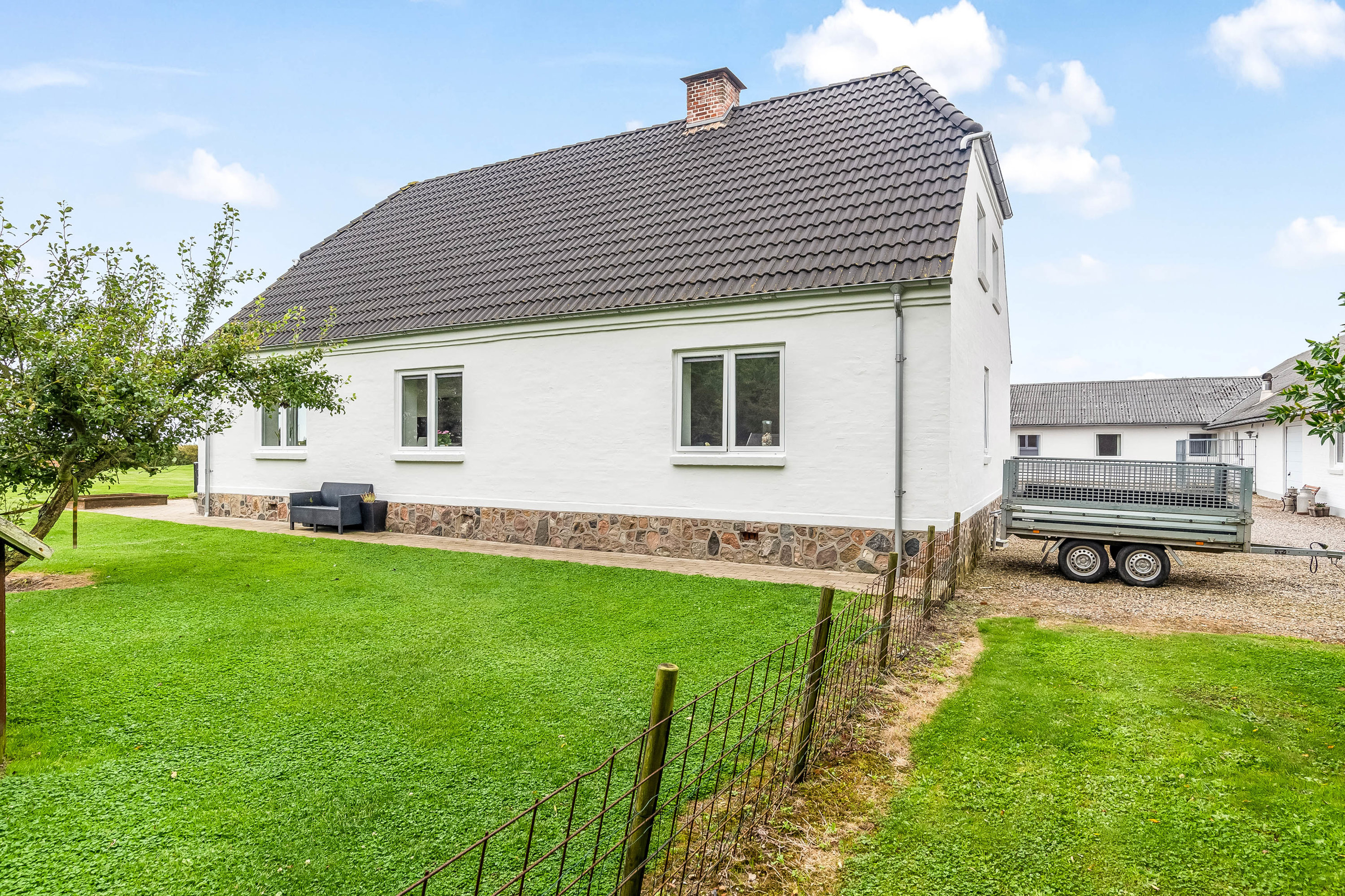 Fremhævet stuehus billede i fuldskærmstilstand. Billede af Ejsingholmvej 27, Ejsingholm, 7830 Vinderup