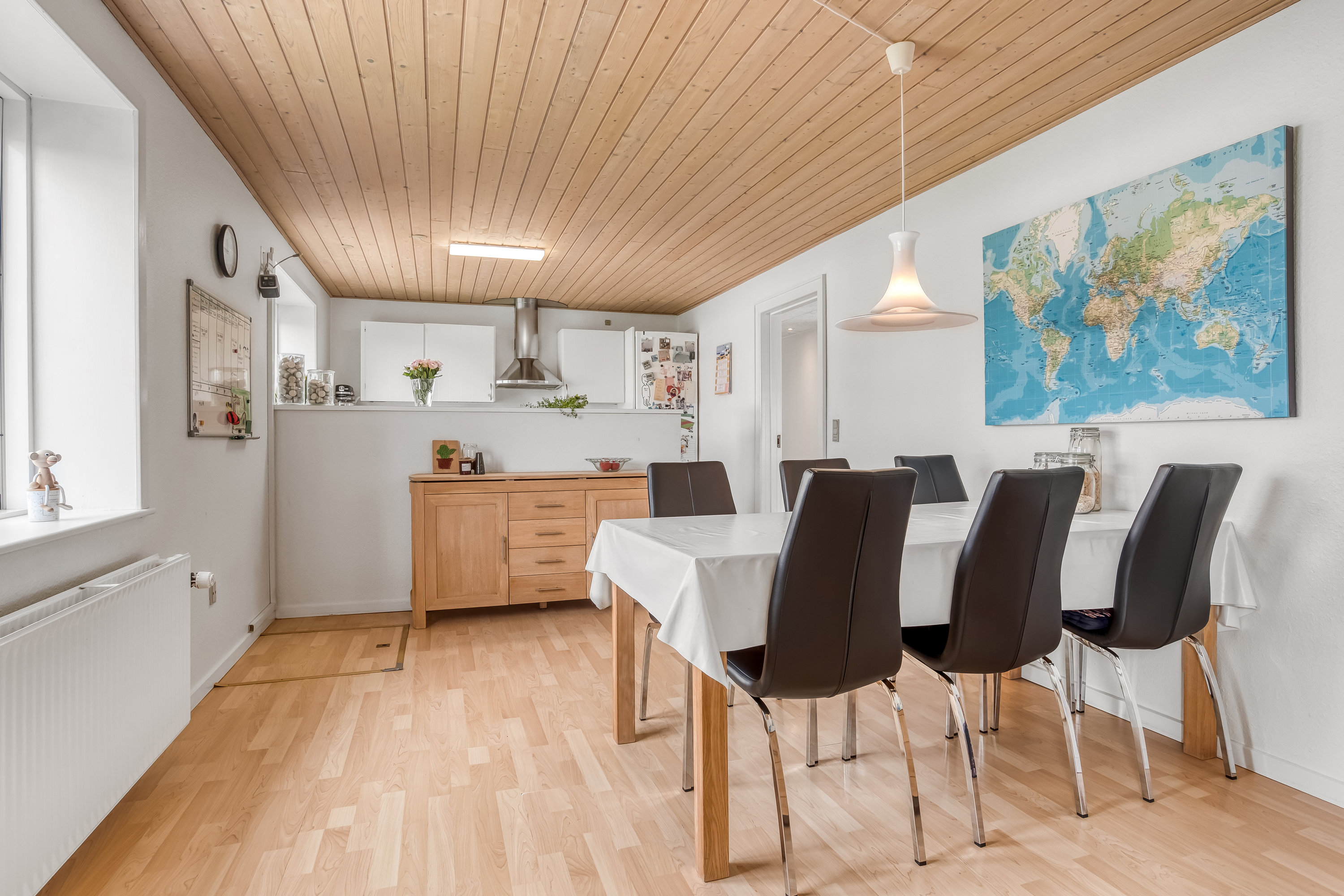 Fremhævet køkken billede i fuldskærmstilstand. Billede af Ejsingholmvej 27, Ejsingholm, 7830 Vinderup