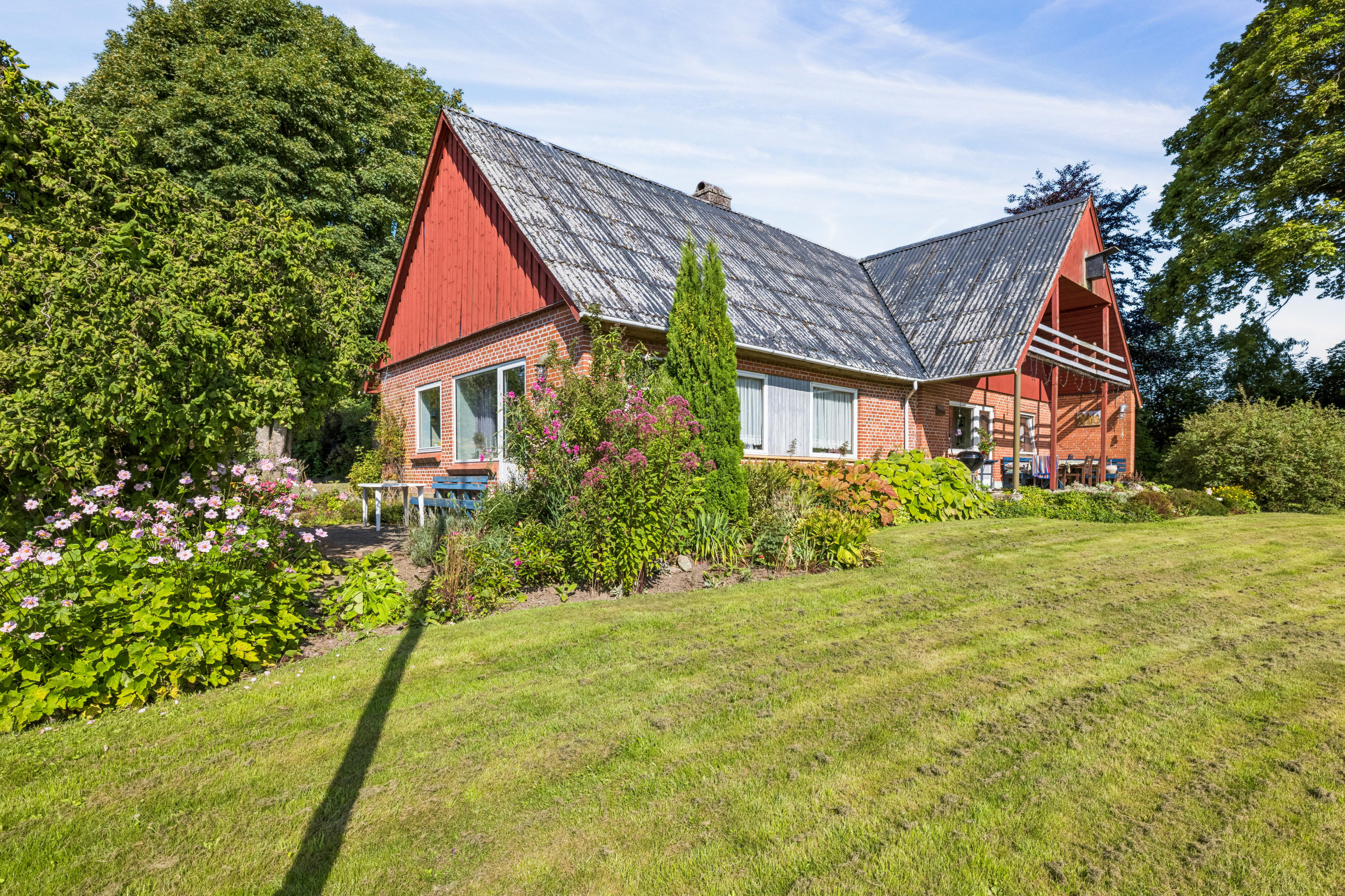 Miniaturebillede 1: . Billede af Kirkebakken 19, Sdr. Vinge, 8860 Ulstrup