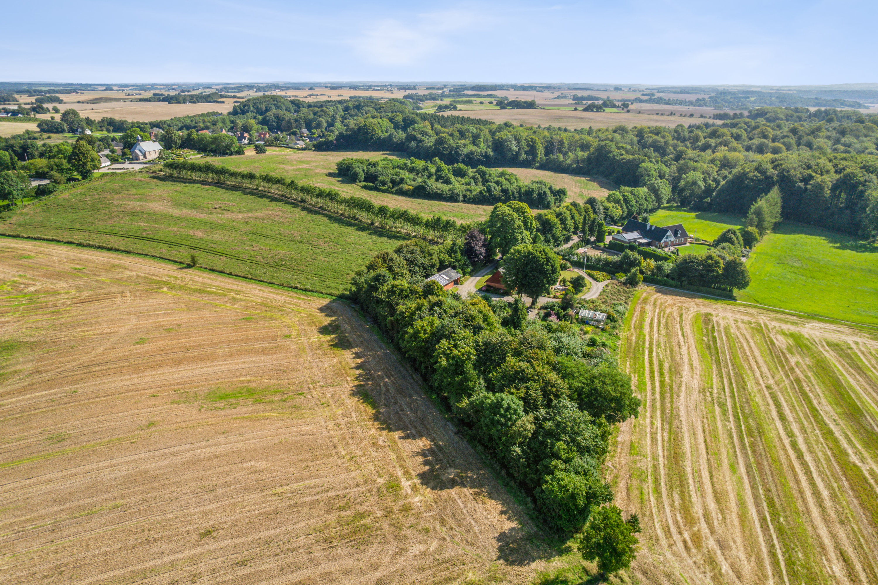 Fremhævet  billede i fuldskærmstilstand. Billede af Kirkebakken 19, Sdr. Vinge, 8860 Ulstrup