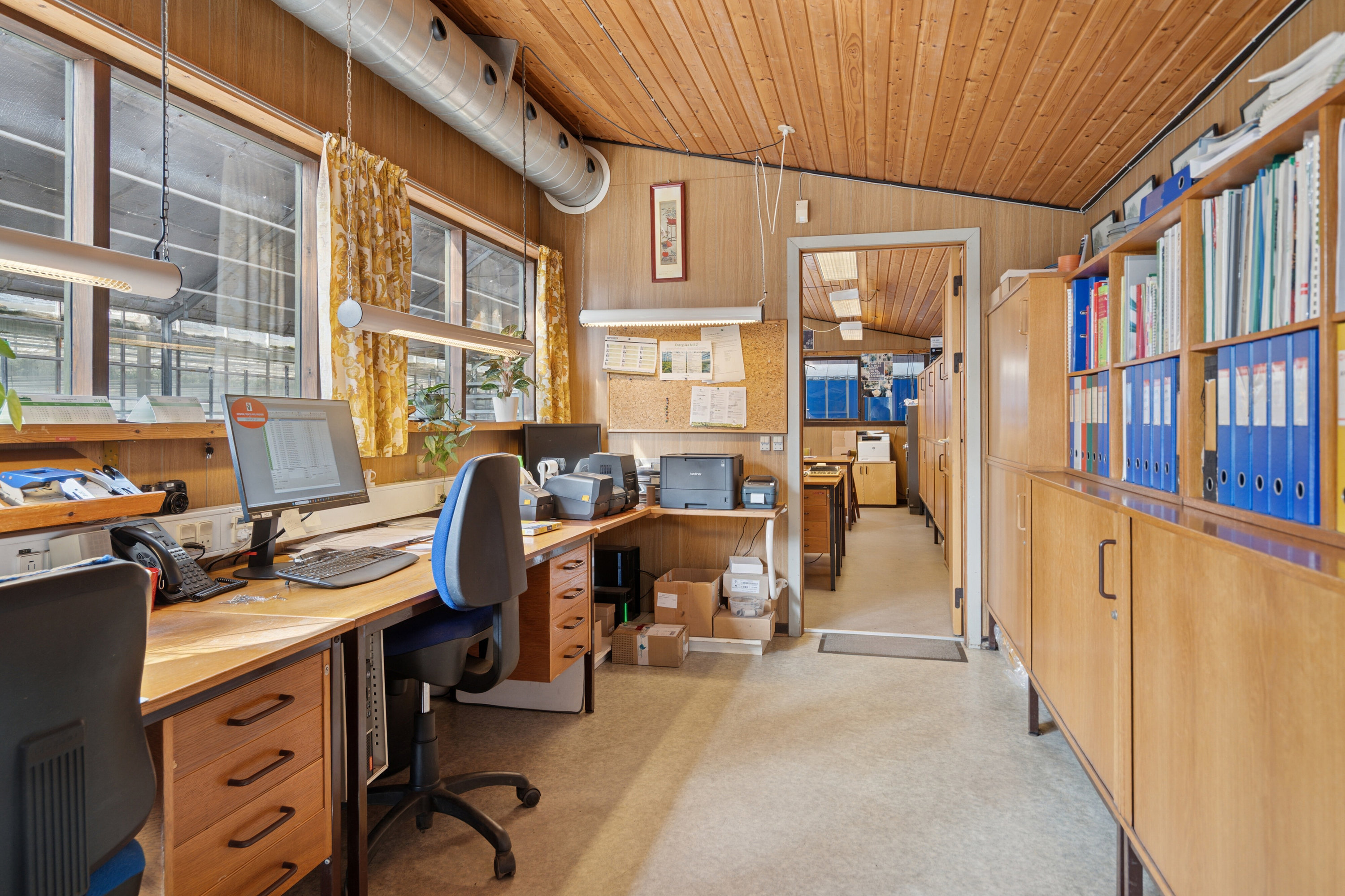 Fremhævet kontor gartneri billede i fuldskærmstilstand. Billede af Neversvej 40, 5690 Tommerup