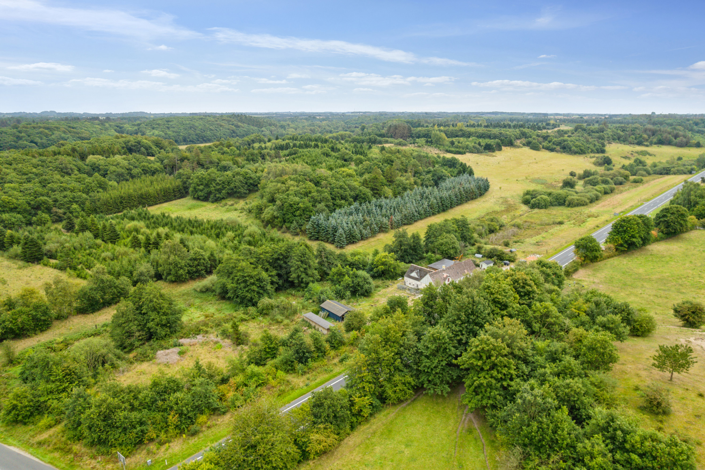 Fremhævet  billede i fuldskærmstilstand. Billede af Løgstørvej 42, 8831 Løgstrup