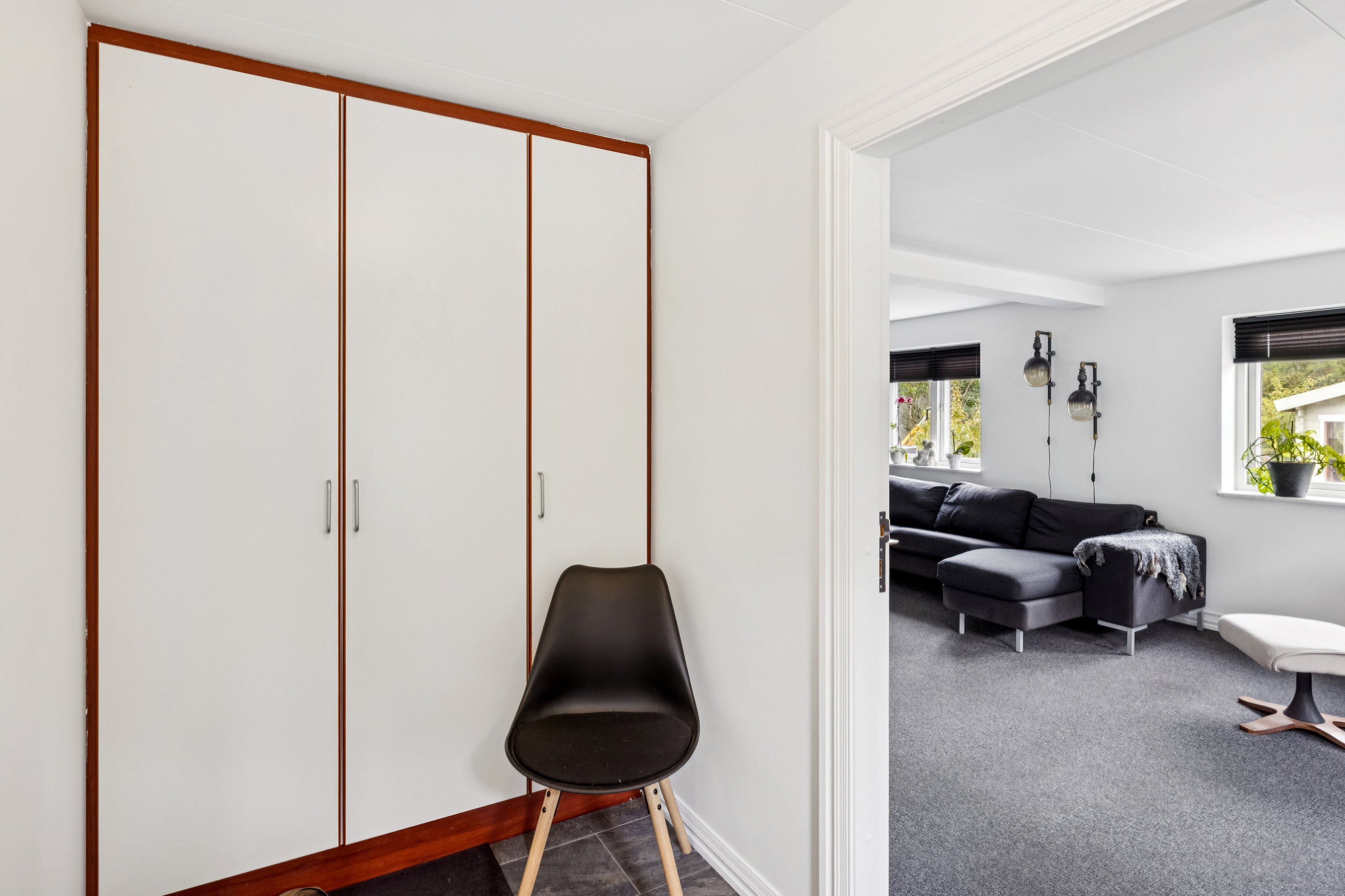 Fremhævet  billede i fuldskærmstilstand. Billede af Løgstørvej 42, 8831 Løgstrup