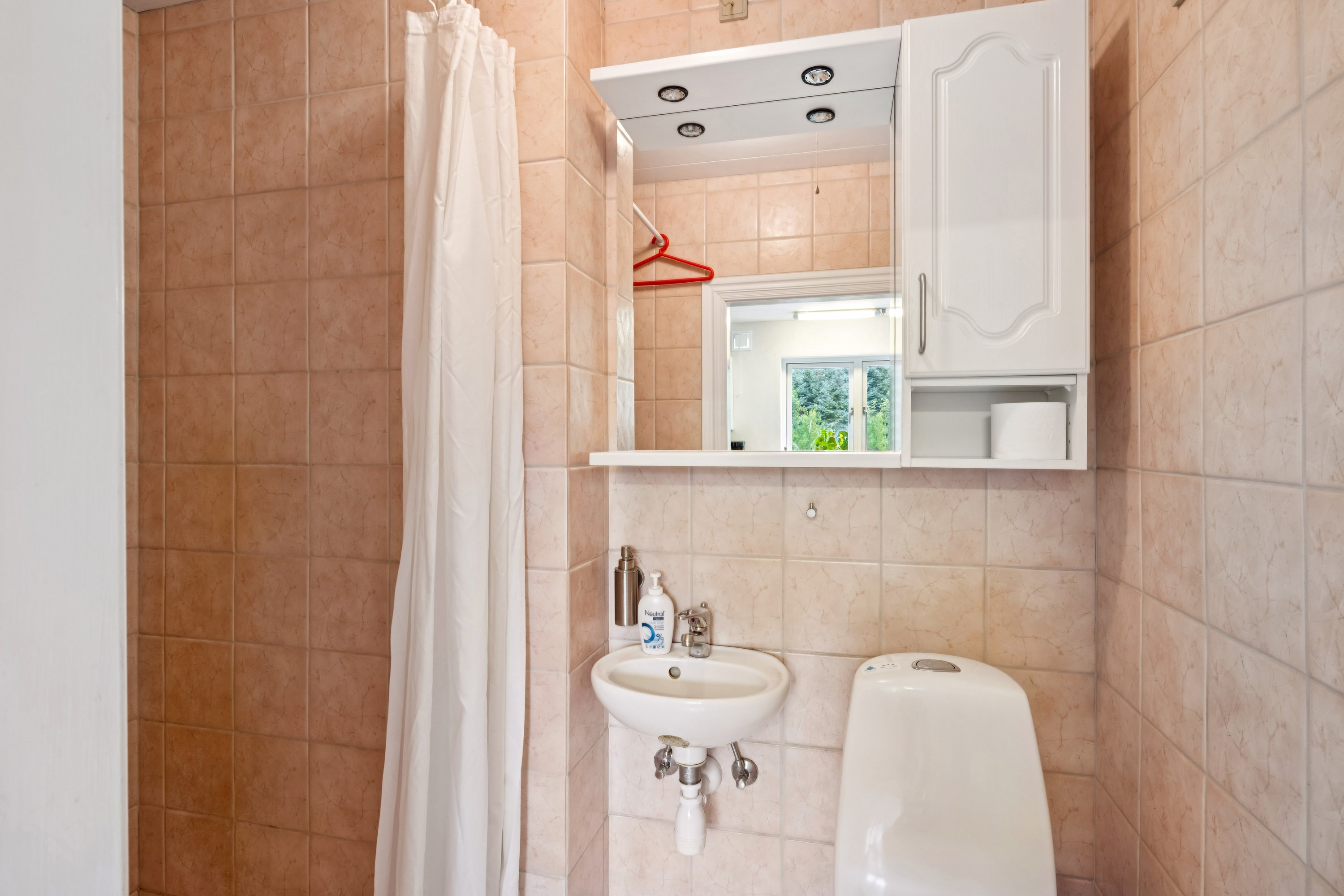 Fremhævet  billede i fuldskærmstilstand. Billede af Løgstørvej 42, 8831 Løgstrup