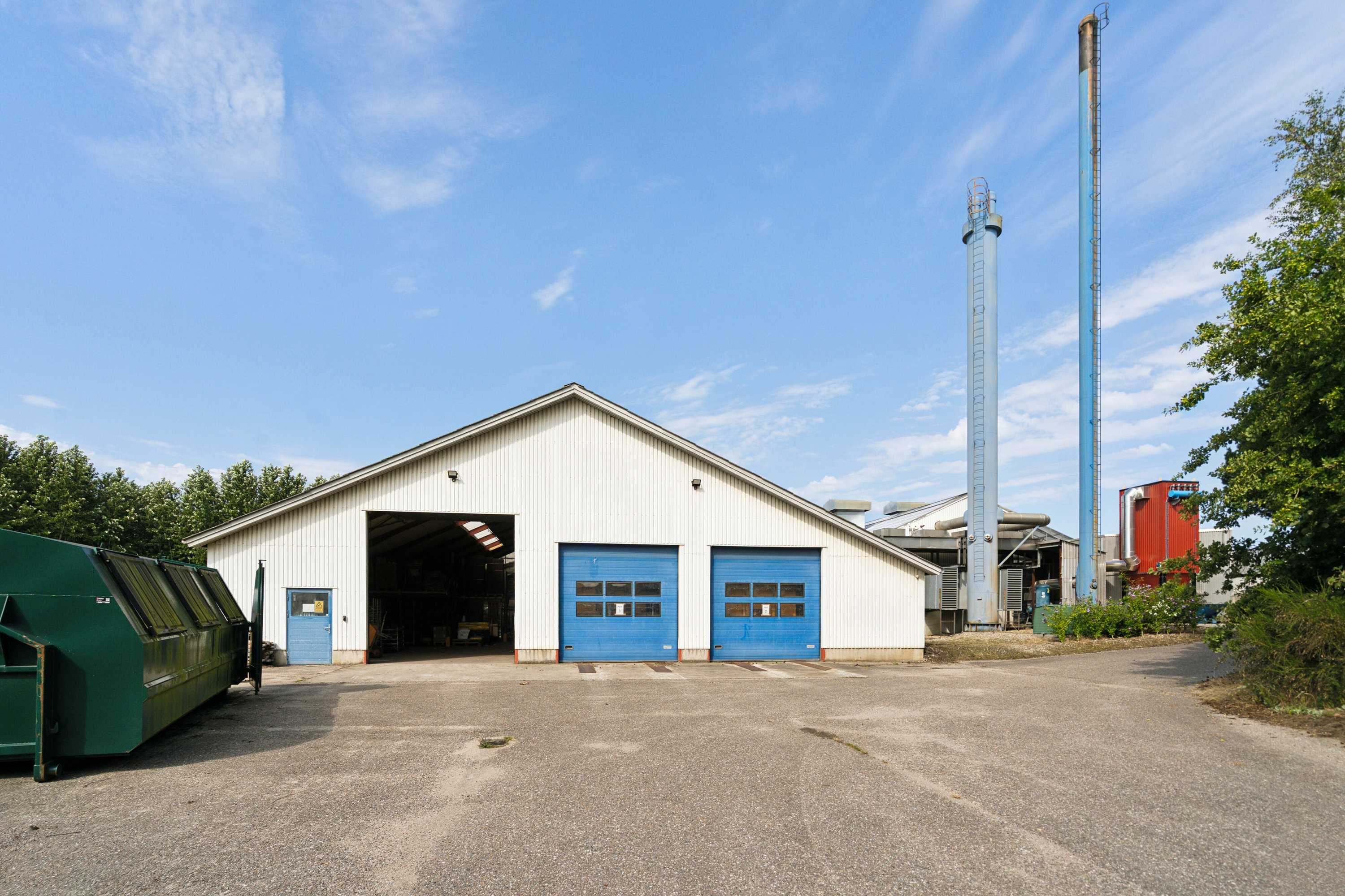 Fremhævet udendørs billede i fuldskærmstilstand. Billede af Neversvej 40, 5690 Tommerup