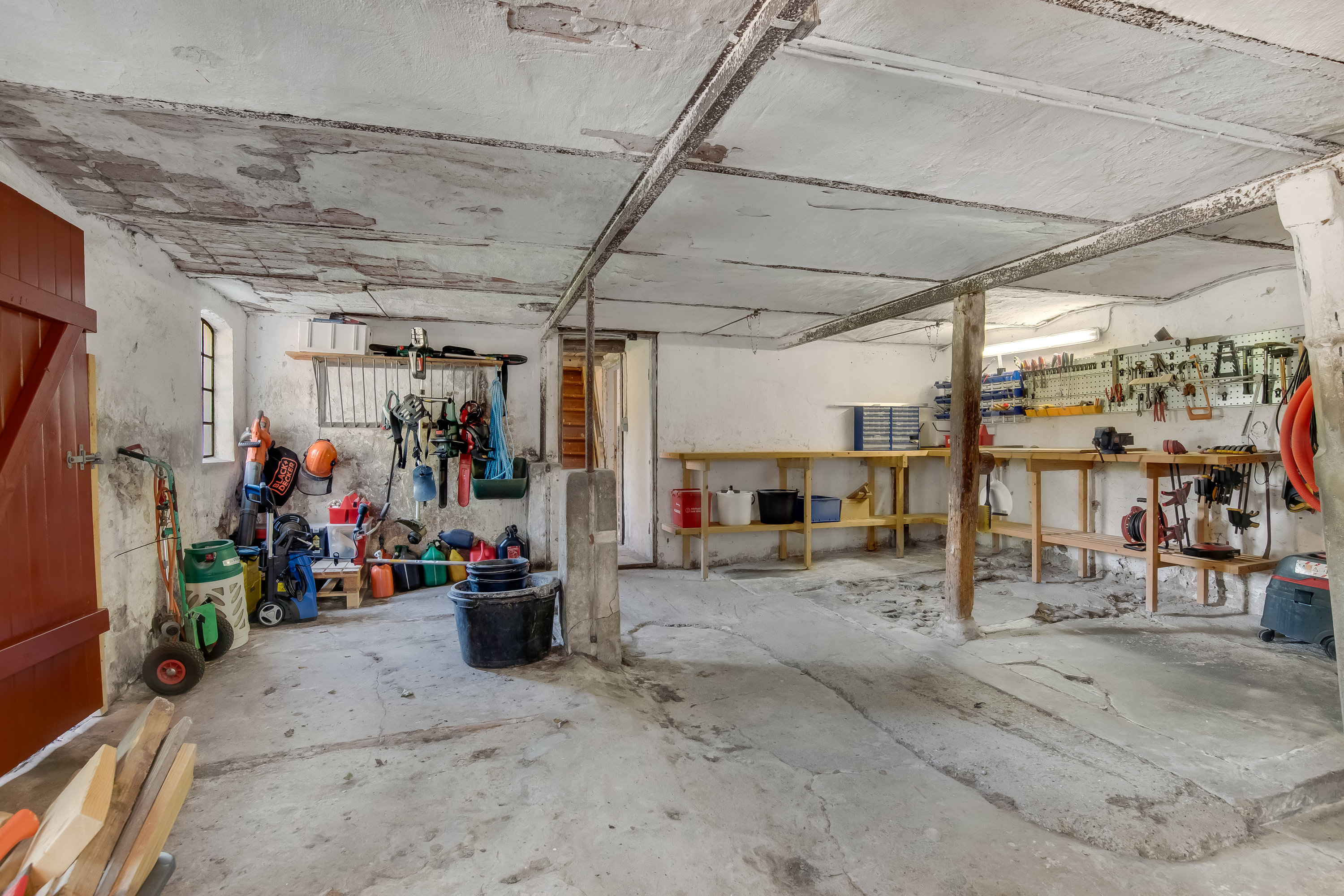 Fremhævet stald billede i fuldskærmstilstand. Billede af Smedegårdvej 15, Tvis, 7500 Holstebro