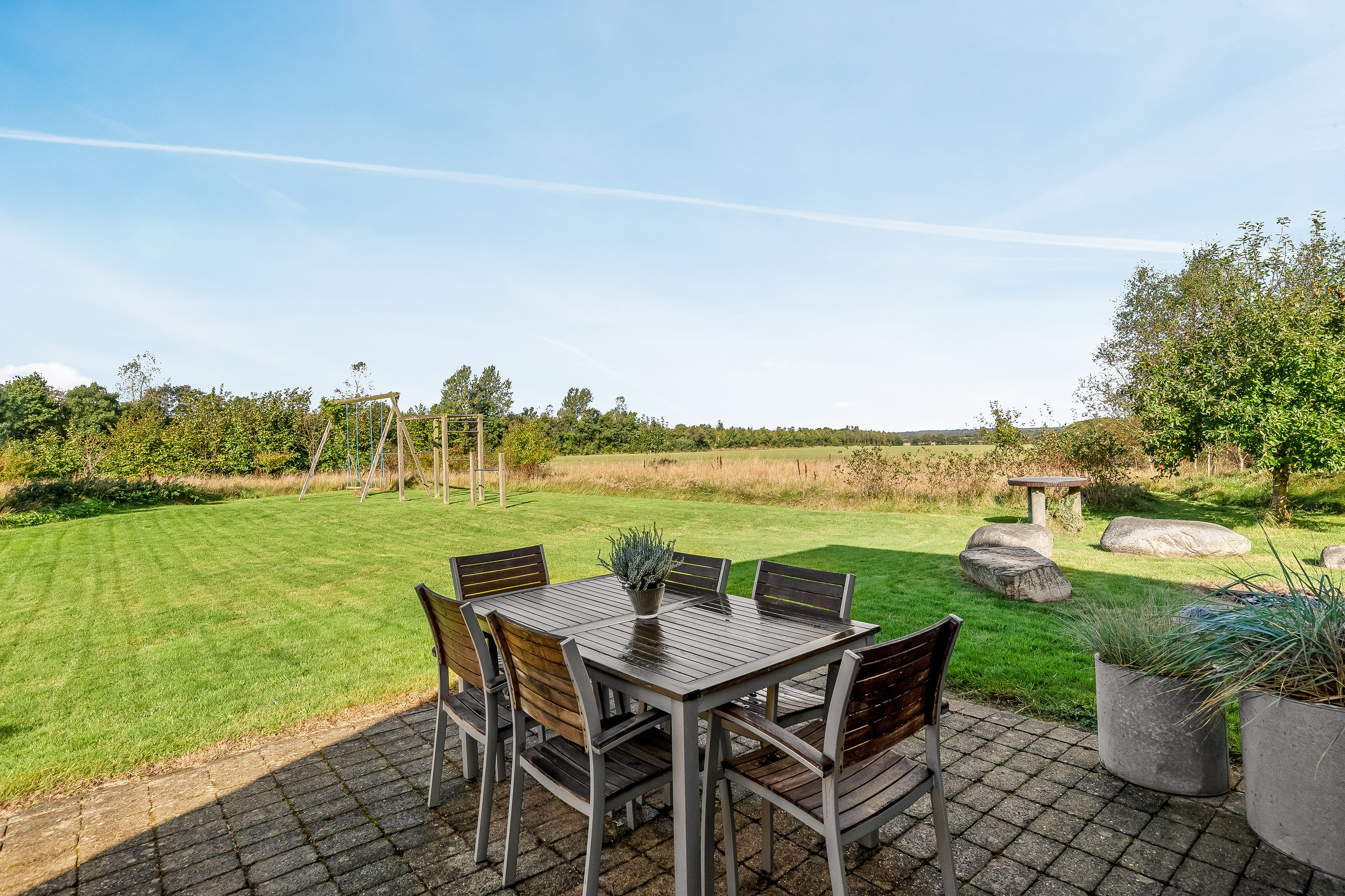 Fremhævet terrasse billede i fuldskærmstilstand. Billede af Smedegårdvej 15, Tvis, 7500 Holstebro