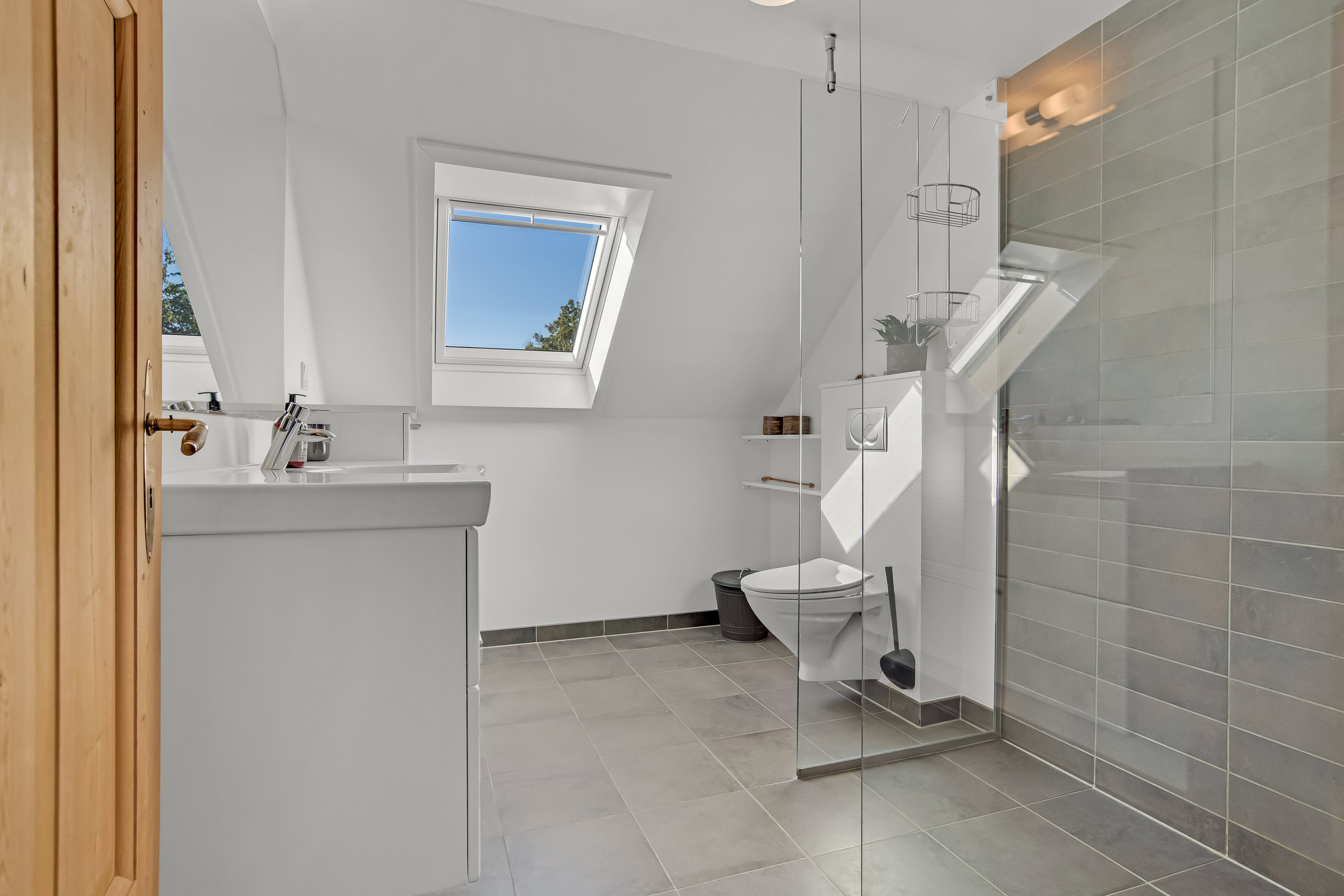 Fremhævet badeværelse billede i fuldskærmstilstand. Billede af Smedegårdvej 15, Tvis, 7500 Holstebro