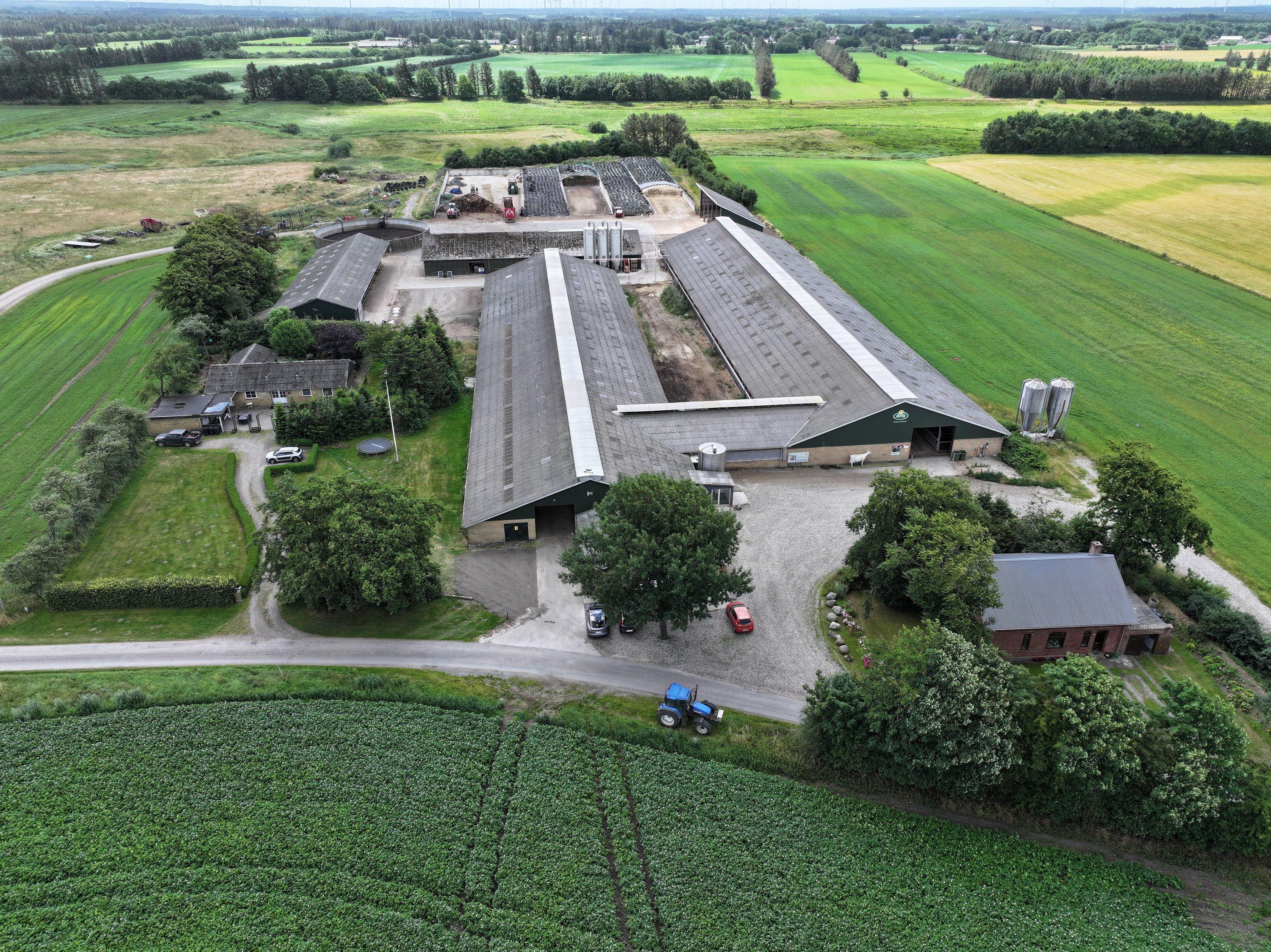 Fremhævet luftfoto åbølvej 16 + 14 billede i fuldskærmstilstand. Billede af Åbølvej 16, 6372 Bylderup-Bov