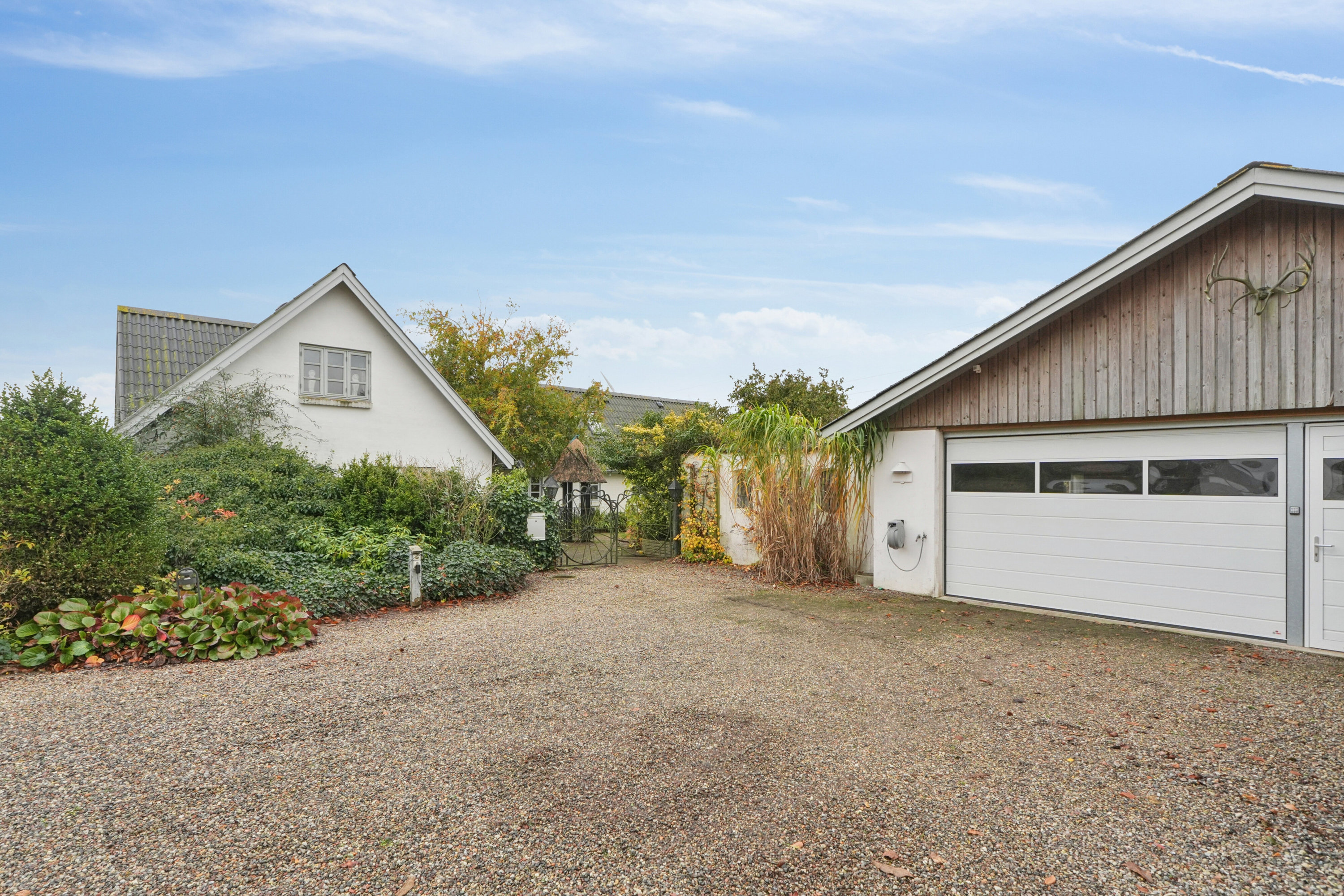 Fremhævet set fra vejen billede i fuldskærmstilstand. Billede af Hovedvejen 18, Rynkeby, 5750 Ringe