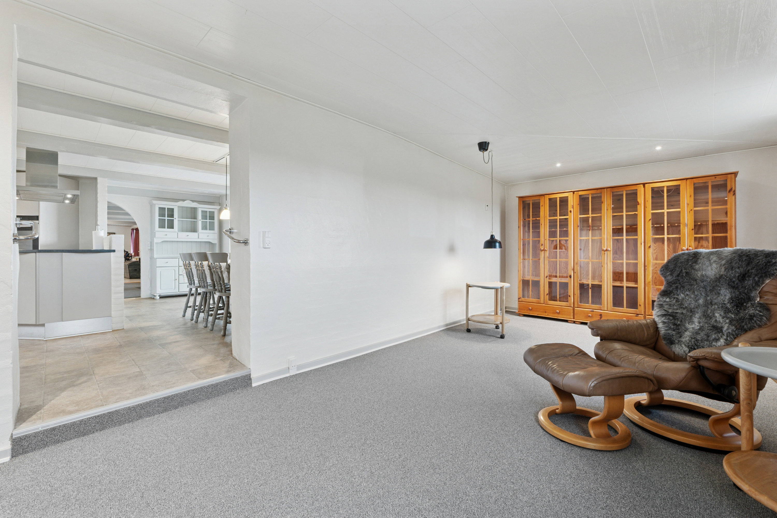 Fremhævet stue billede i fuldskærmstilstand. Billede af Hovedvejen 18, Rynkeby, 5750 Ringe