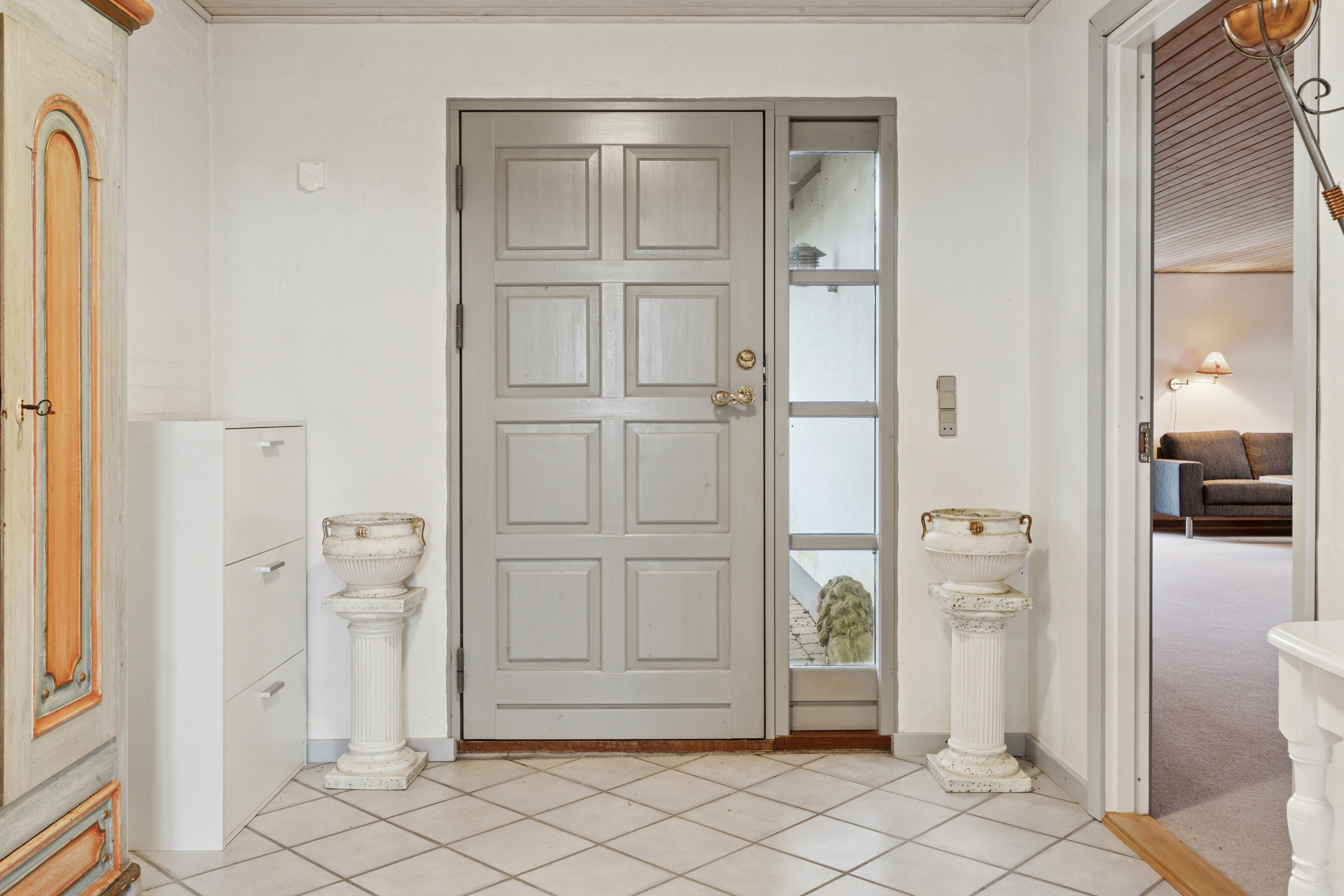 Fremhævet entré billede i fuldskærmstilstand. Billede af Hovedvejen 18, Rynkeby, 5750 Ringe