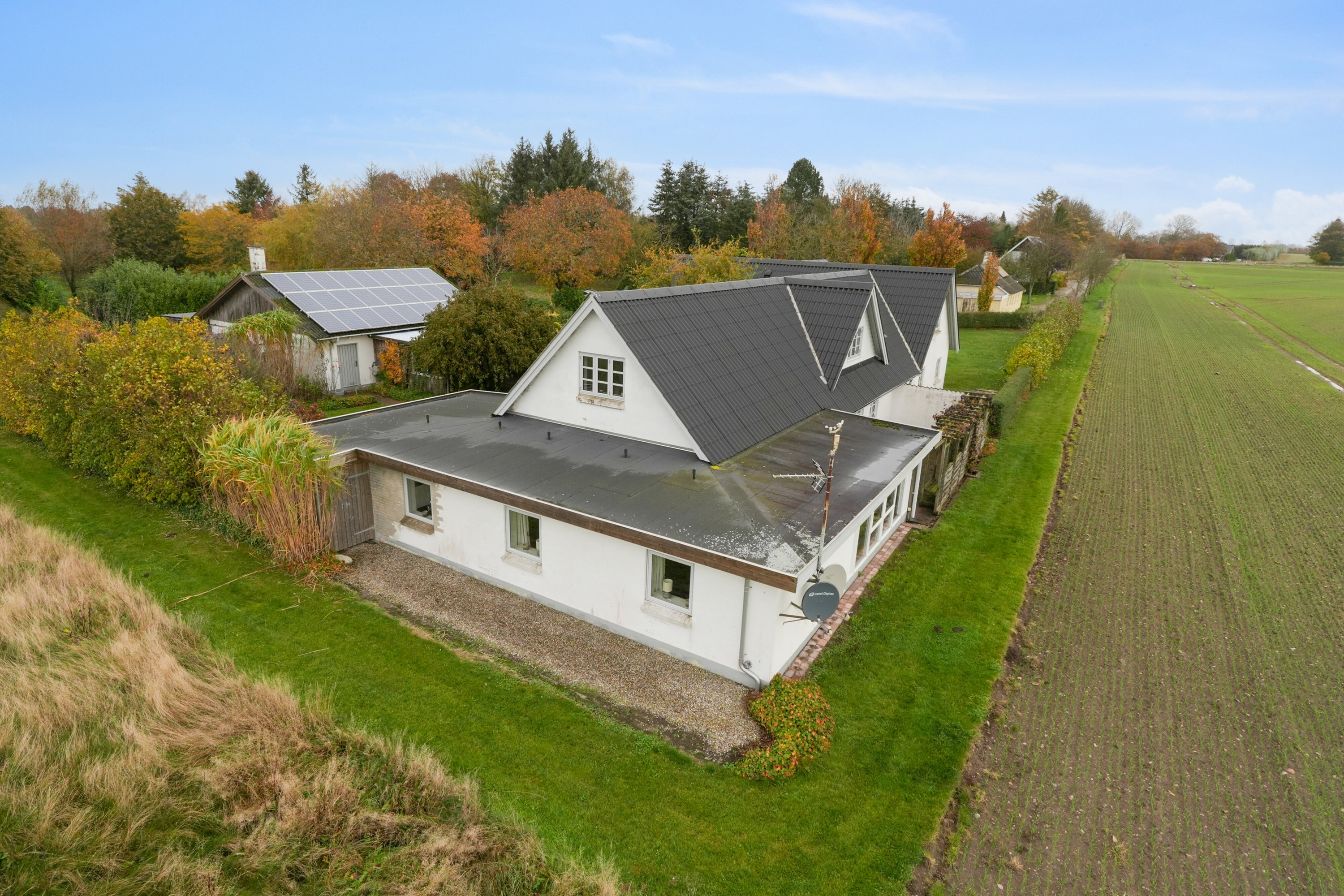 Fremhævet udsigt fra toppen billede i fuldskærmstilstand. Billede af Hovedvejen 18, Rynkeby, 5750 Ringe