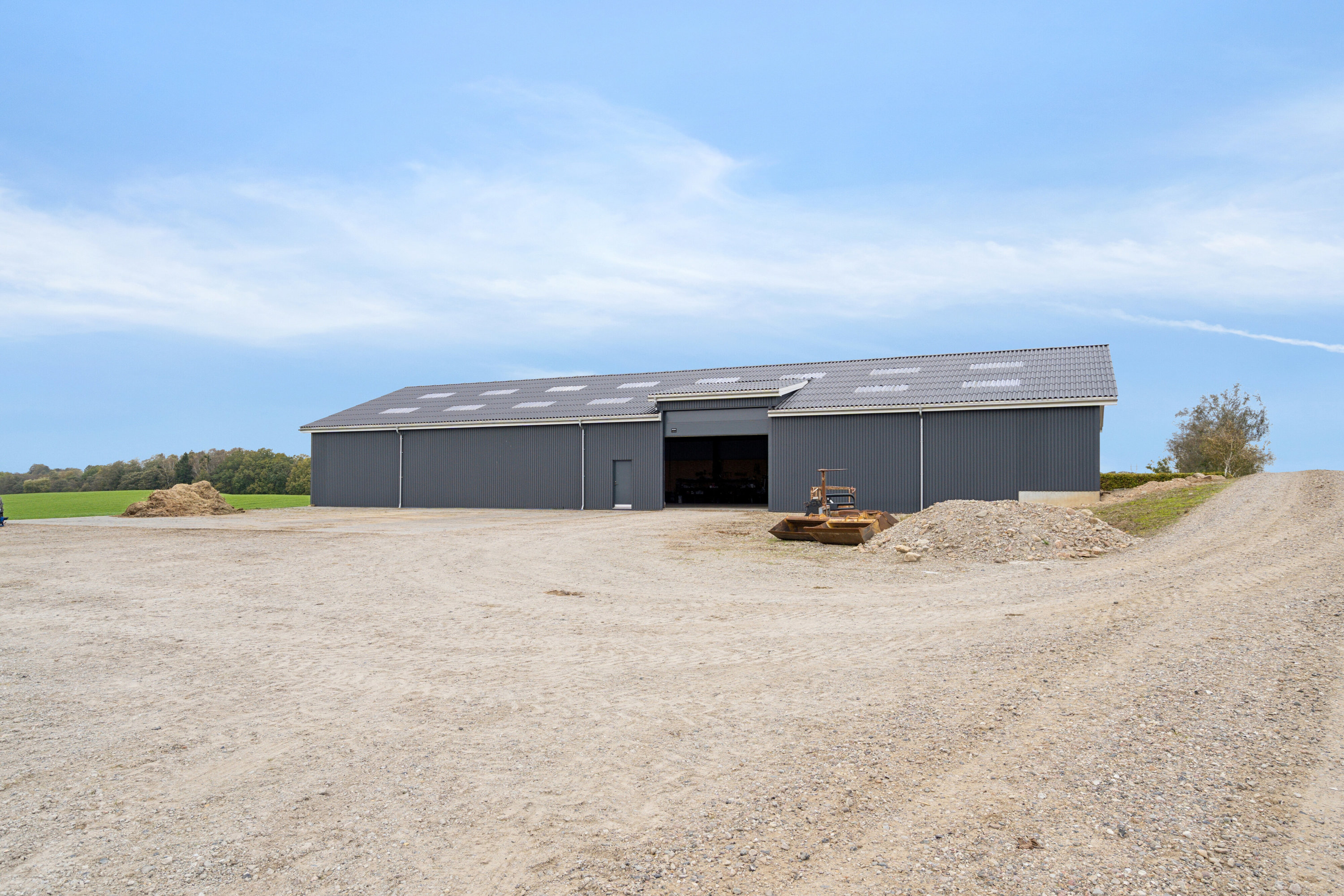 Fremhævet set fra vejen billede i fuldskærmstilstand. Billede af Stævningen 1, Egeskov, 5750 Ringe