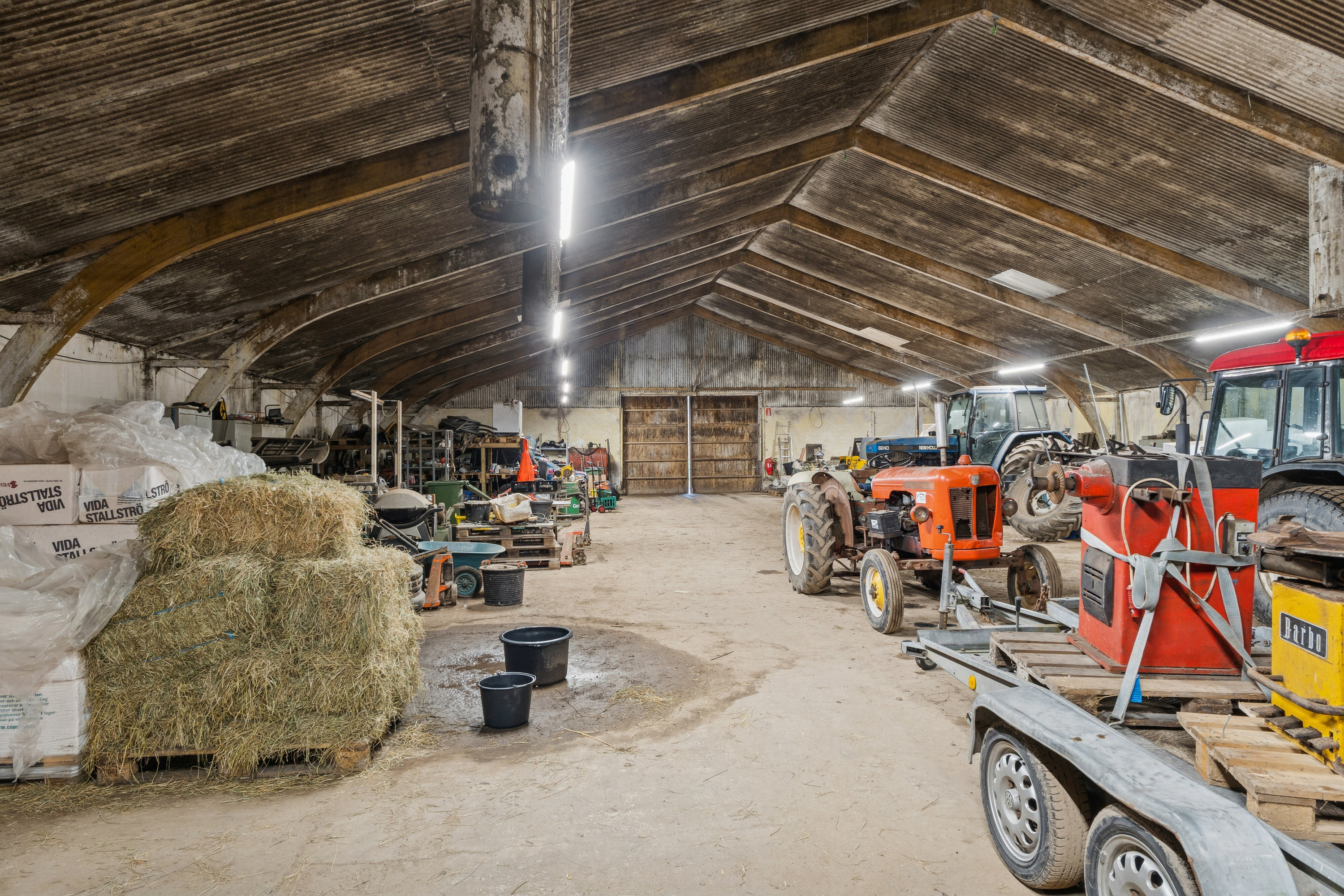 Fremhævet lade billede i fuldskærmstilstand. Billede af Højstrupvej 24, 9750 Østervrå