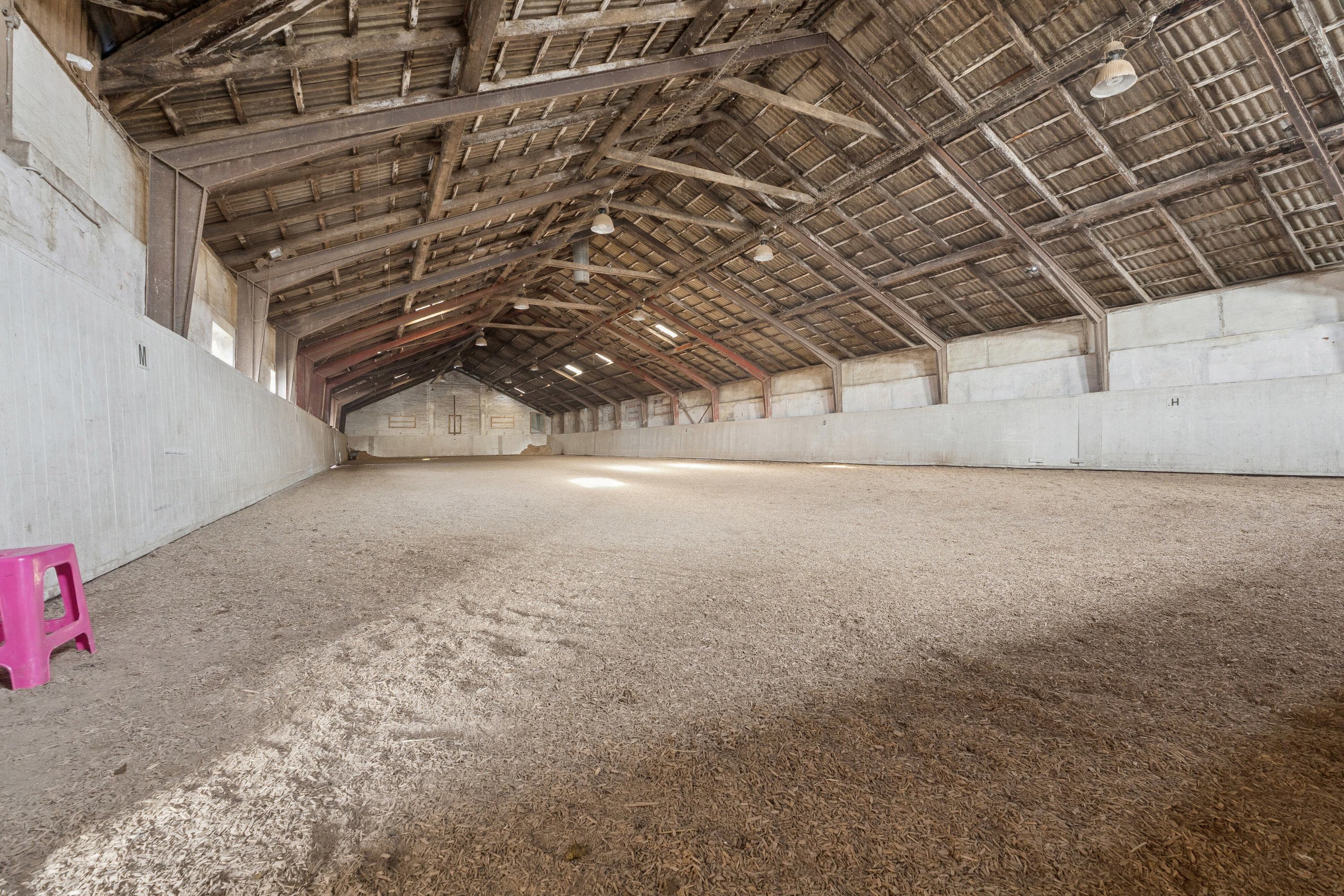 Fremhævet stald billede i fuldskærmstilstand. Billede af Højstrupvej 24, 9750 Østervrå