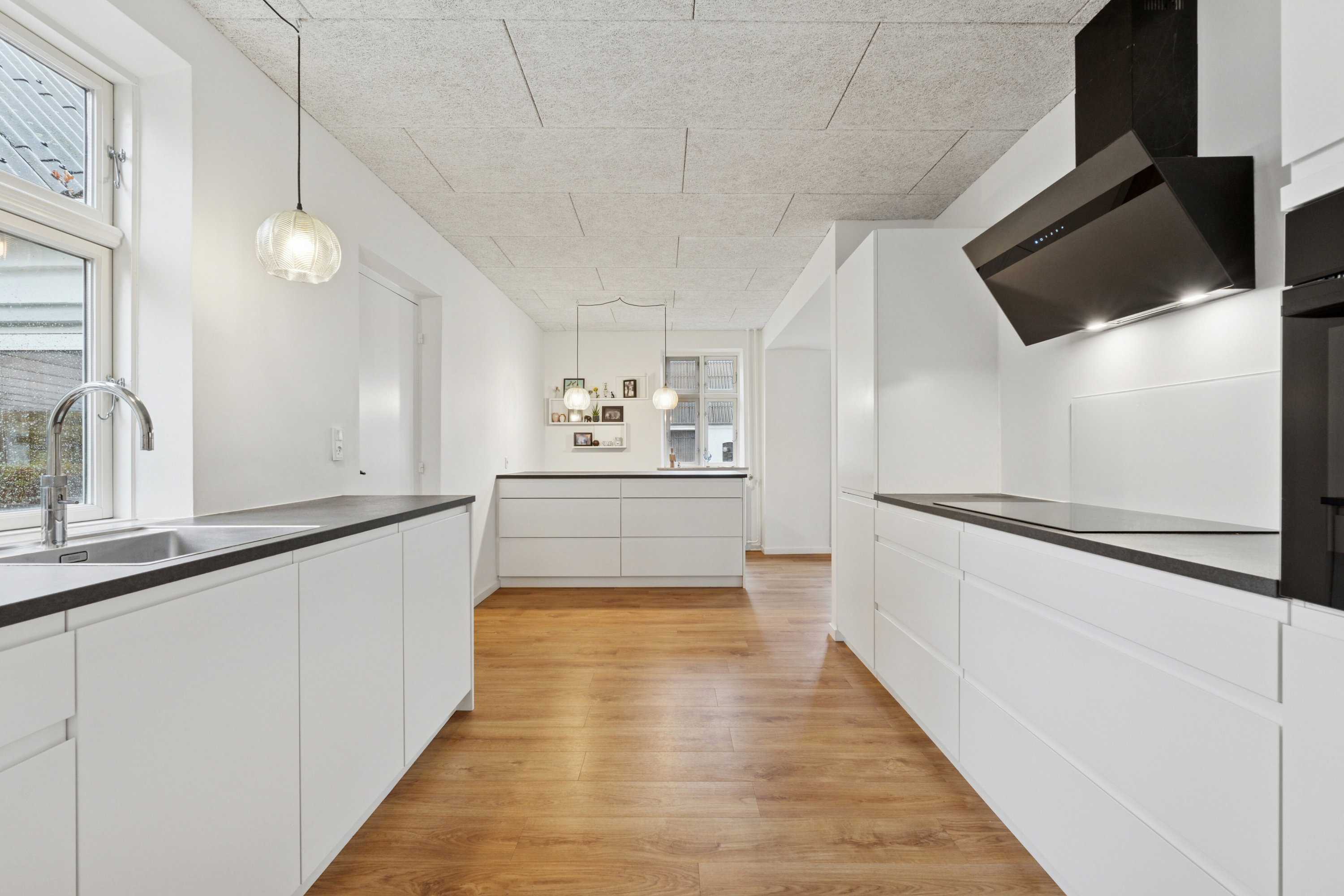 Fremhævet køkken billede i fuldskærmstilstand. Billede af Åvej 6, 5550 Langeskov