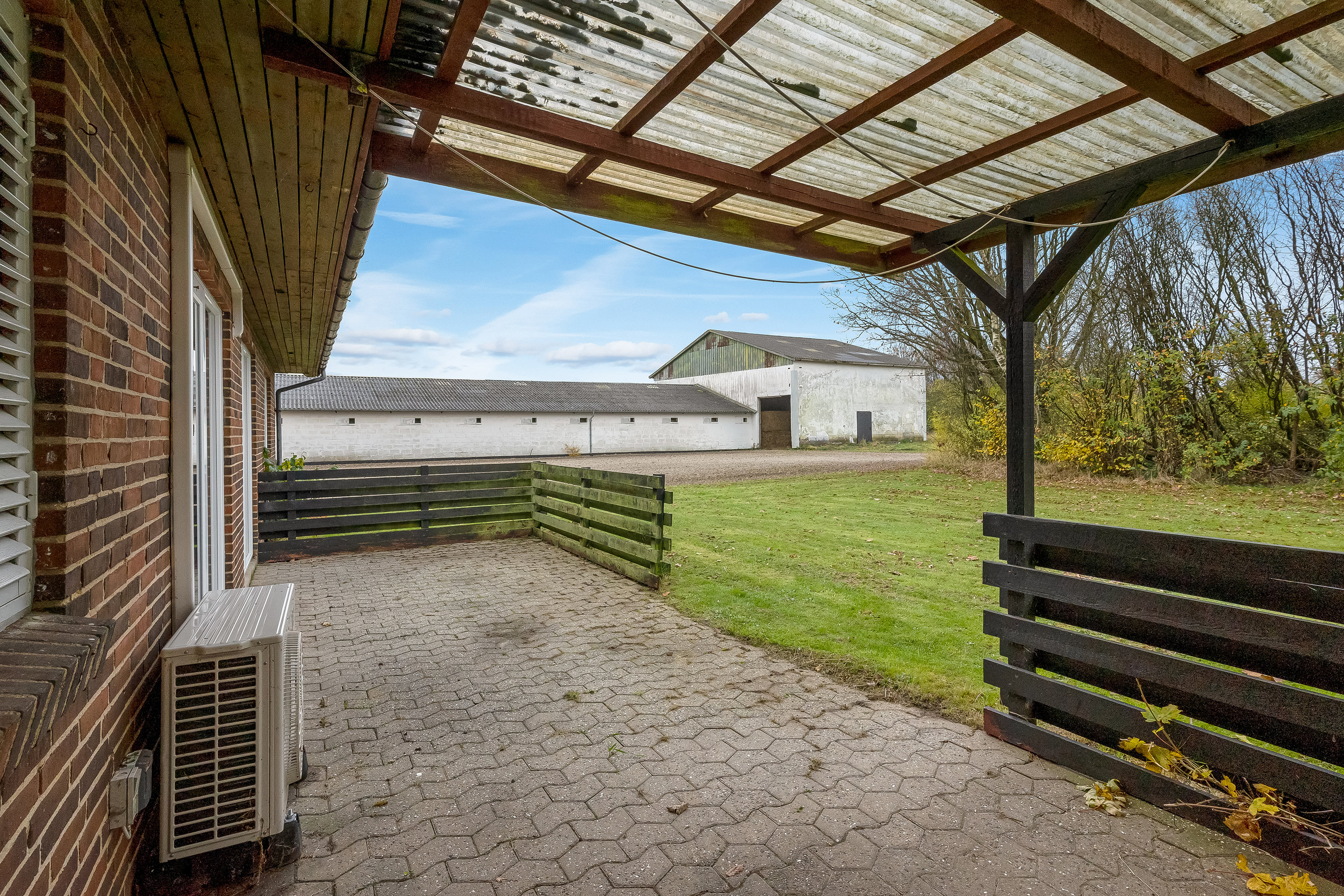 Fremhævet terrasse billede i fuldskærmstilstand. Billede af Skjernvej 211, Agerfeld, 7500 Holstebro