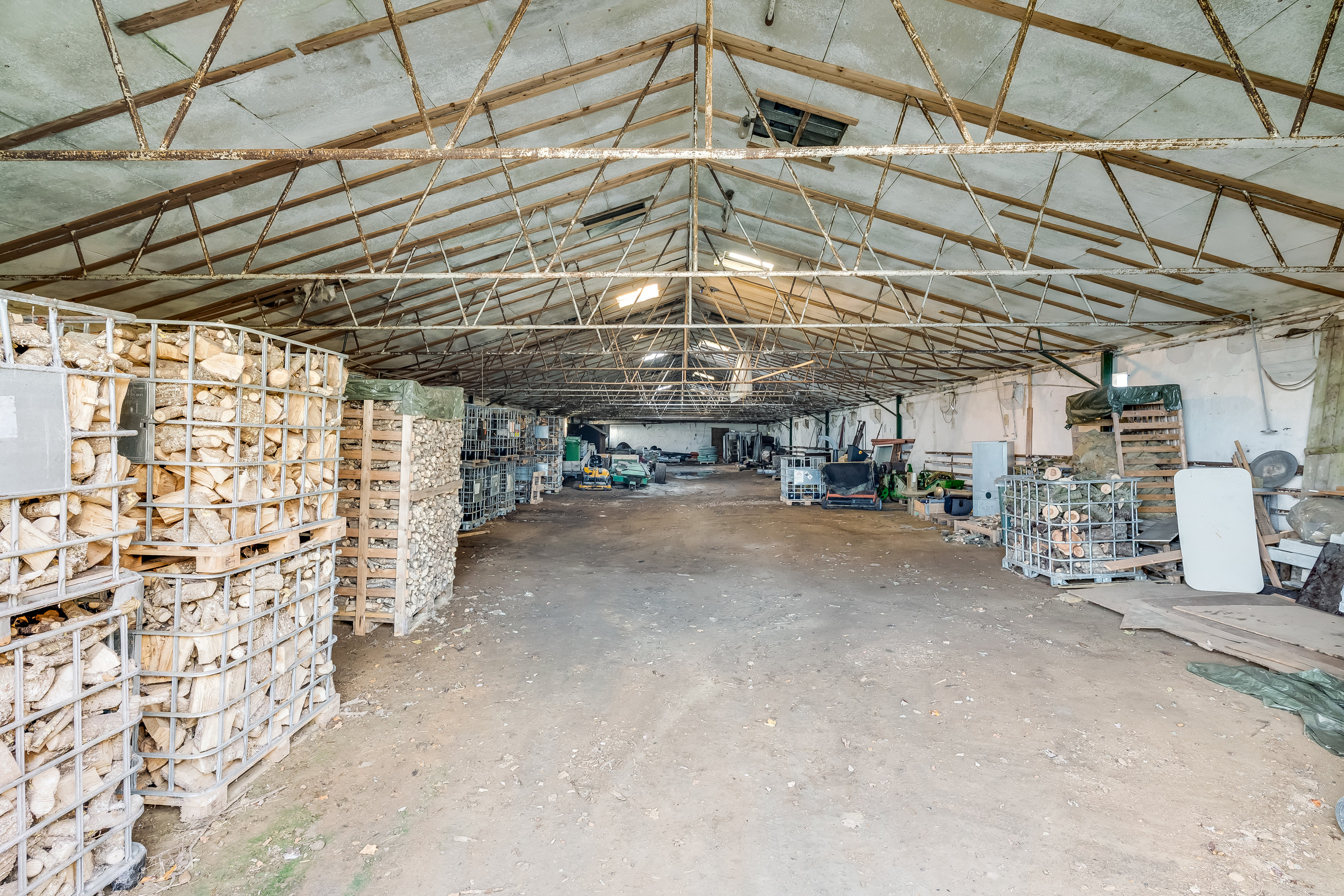 Fremhævet hal billede i fuldskærmstilstand. Billede af Skjernvej 211, Agerfeld, 7500 Holstebro