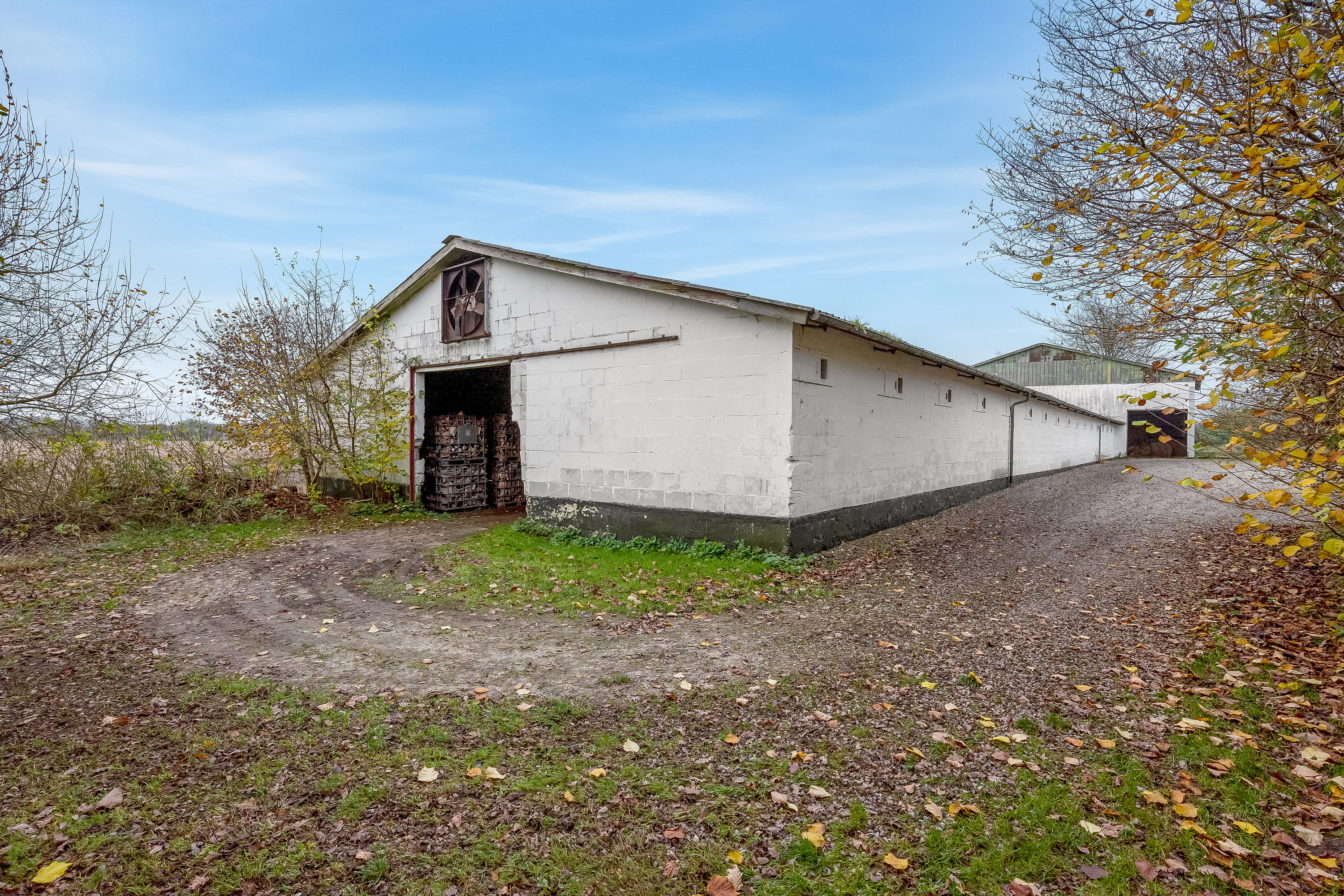 Fremhævet hal billede i fuldskærmstilstand. Billede af Skjernvej 211, Agerfeld, 7500 Holstebro