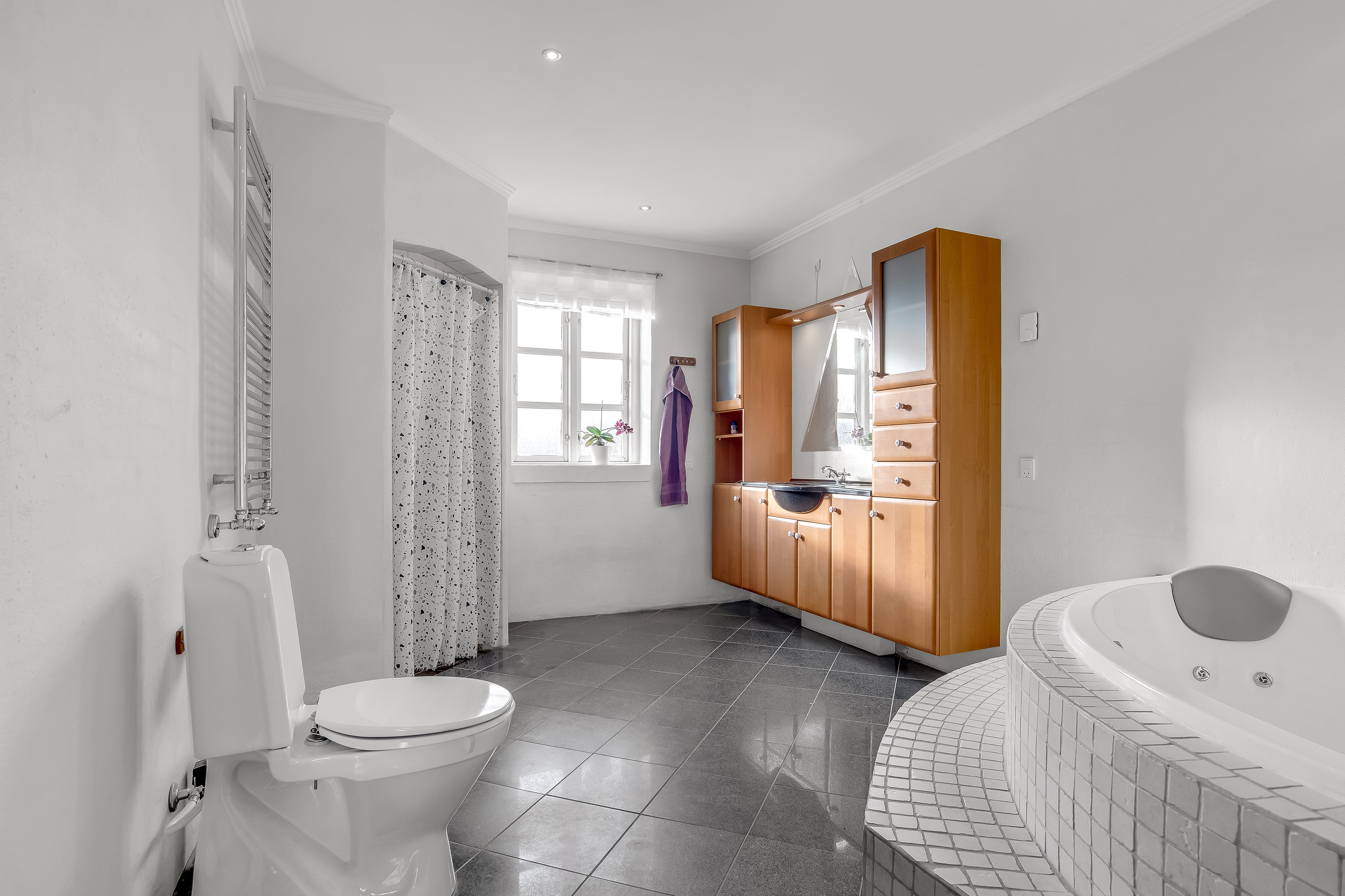 Fremhævet badeværelse billede i fuldskærmstilstand. Billede af Ålskovvej 25, Ålskov, 7830 Vinderup