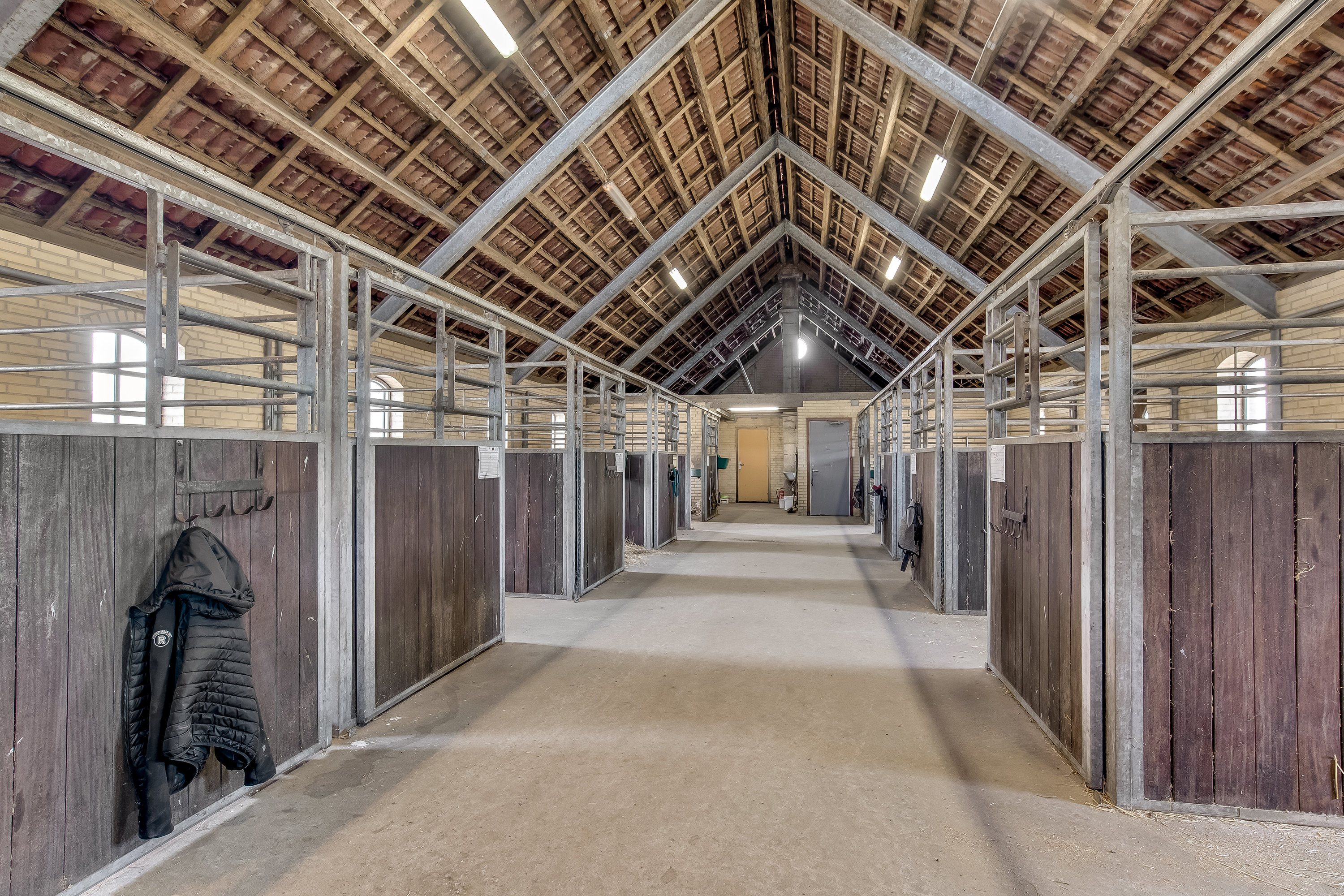 Fremhævet stald billede i fuldskærmstilstand. Billede af Ålskovvej 25, Ålskov, 7830 Vinderup