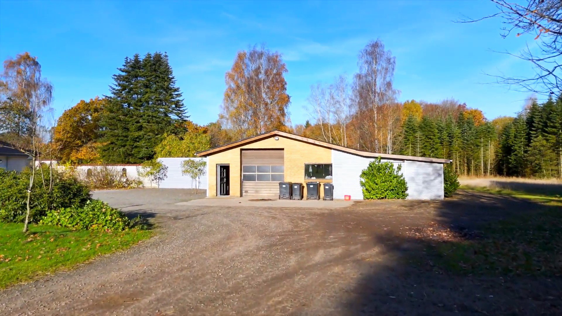 Fremhævet stald billede i fuldskærmstilstand. Billede af Harndrup Skov 23, Harndrupskov, 5463 Harndrup