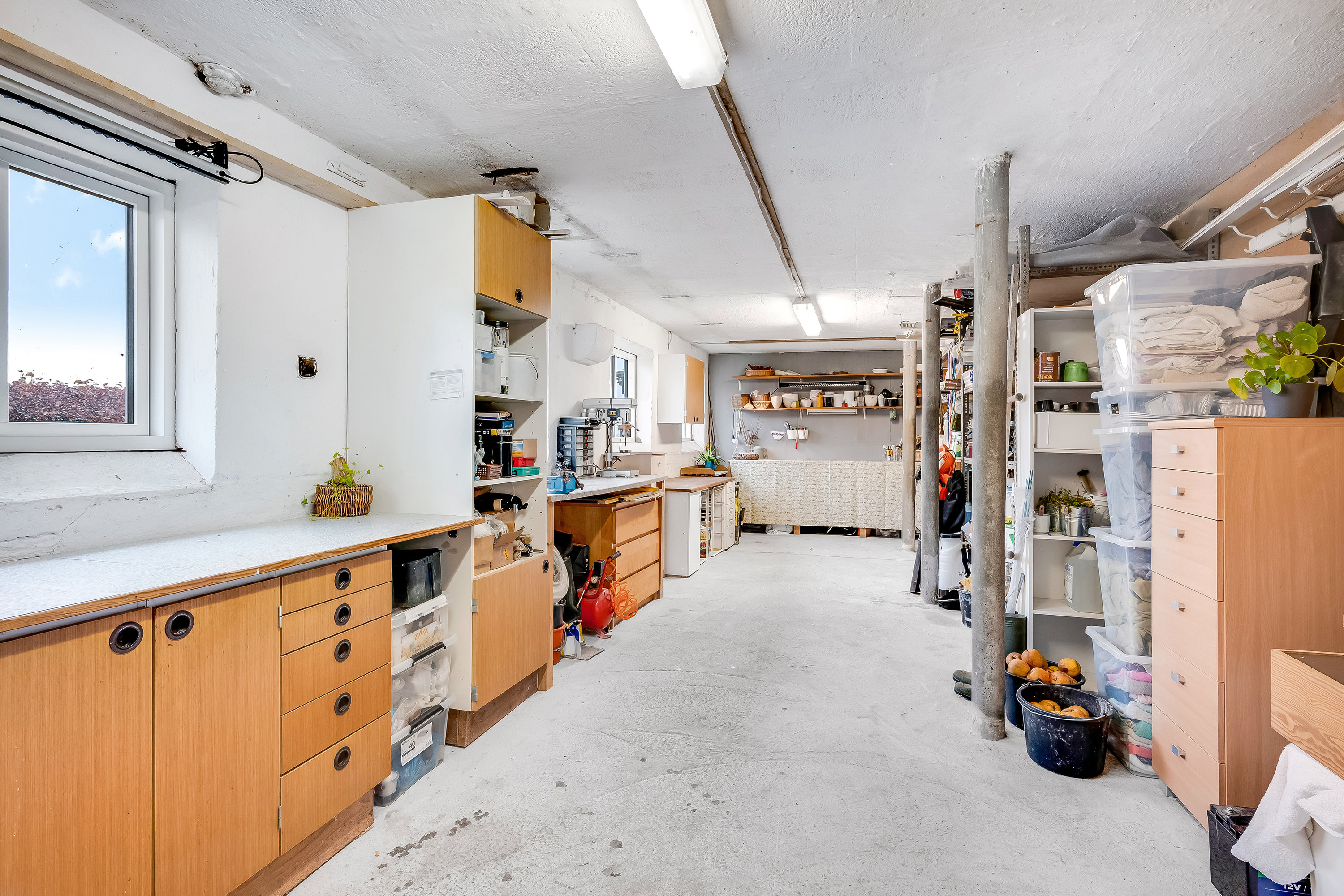 Fremhævet stald billede i fuldskærmstilstand. Billede af Herningvej 128, Tvis, 7500 Holstebro