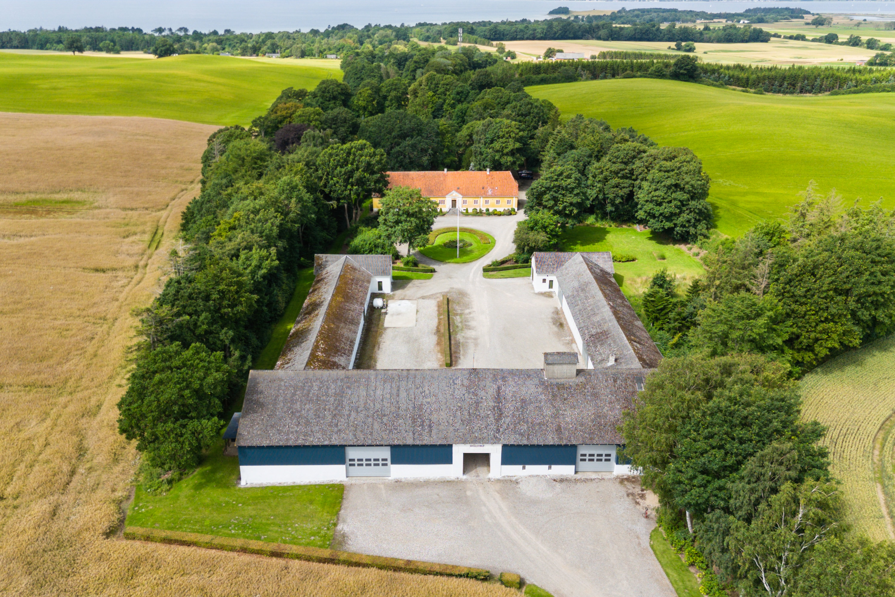 Fremhævet  billede i fuldskærmstilstand. Billede af Quelstrupvej 1, 8420 Knebel