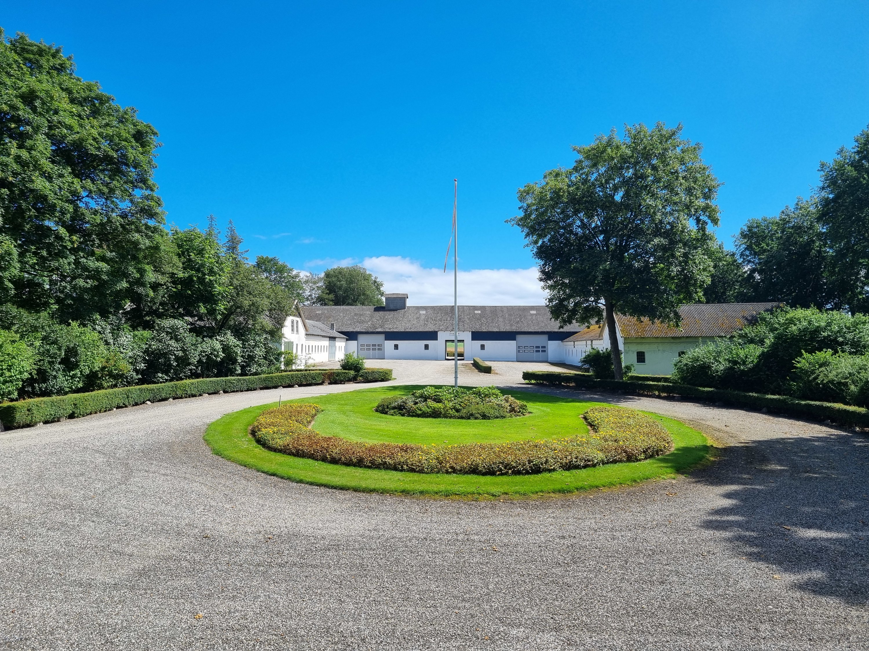 Fremhævet  billede i fuldskærmstilstand. Billede af Quelstrupvej 1, 8420 Knebel