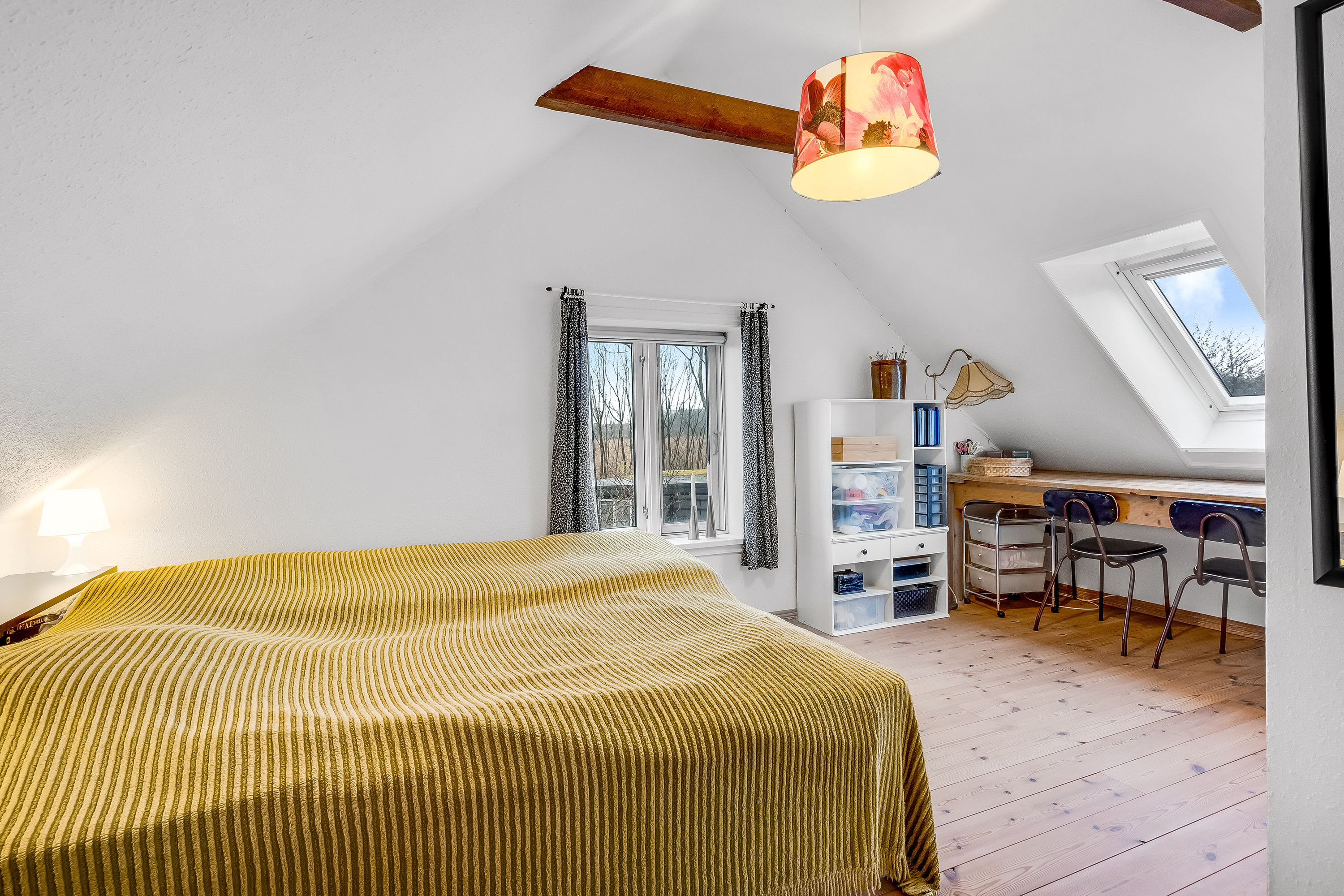 Fremhævet soveværelse billede i fuldskærmstilstand. Billede af Herningvej 128, Tvis, 7500 Holstebro