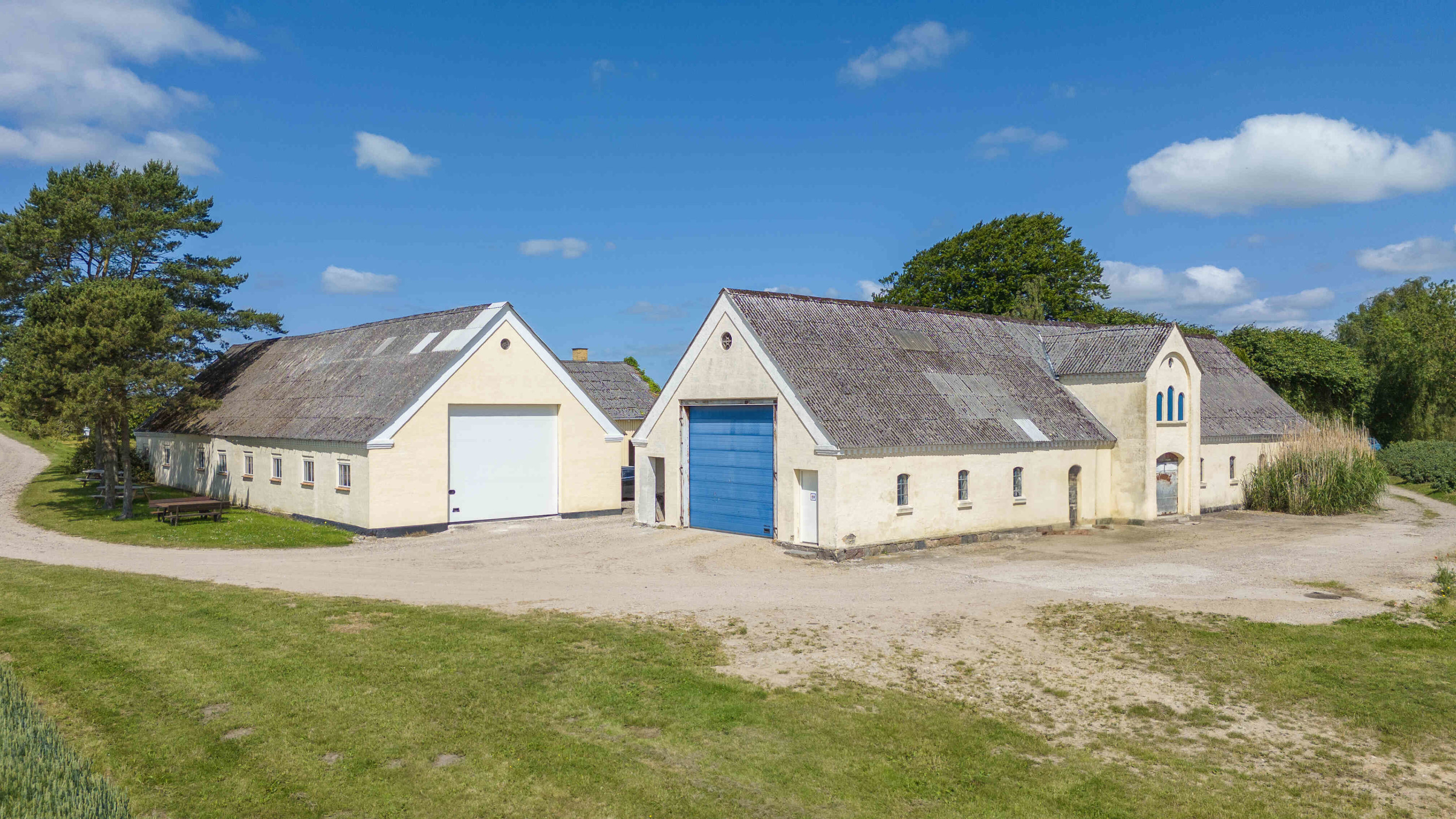 Fremhævet jordløsevej 23 billede i fuldskærmstilstand. Billede af Jordløsevej 21 og 23, V Hæsinge, 5672 Broby